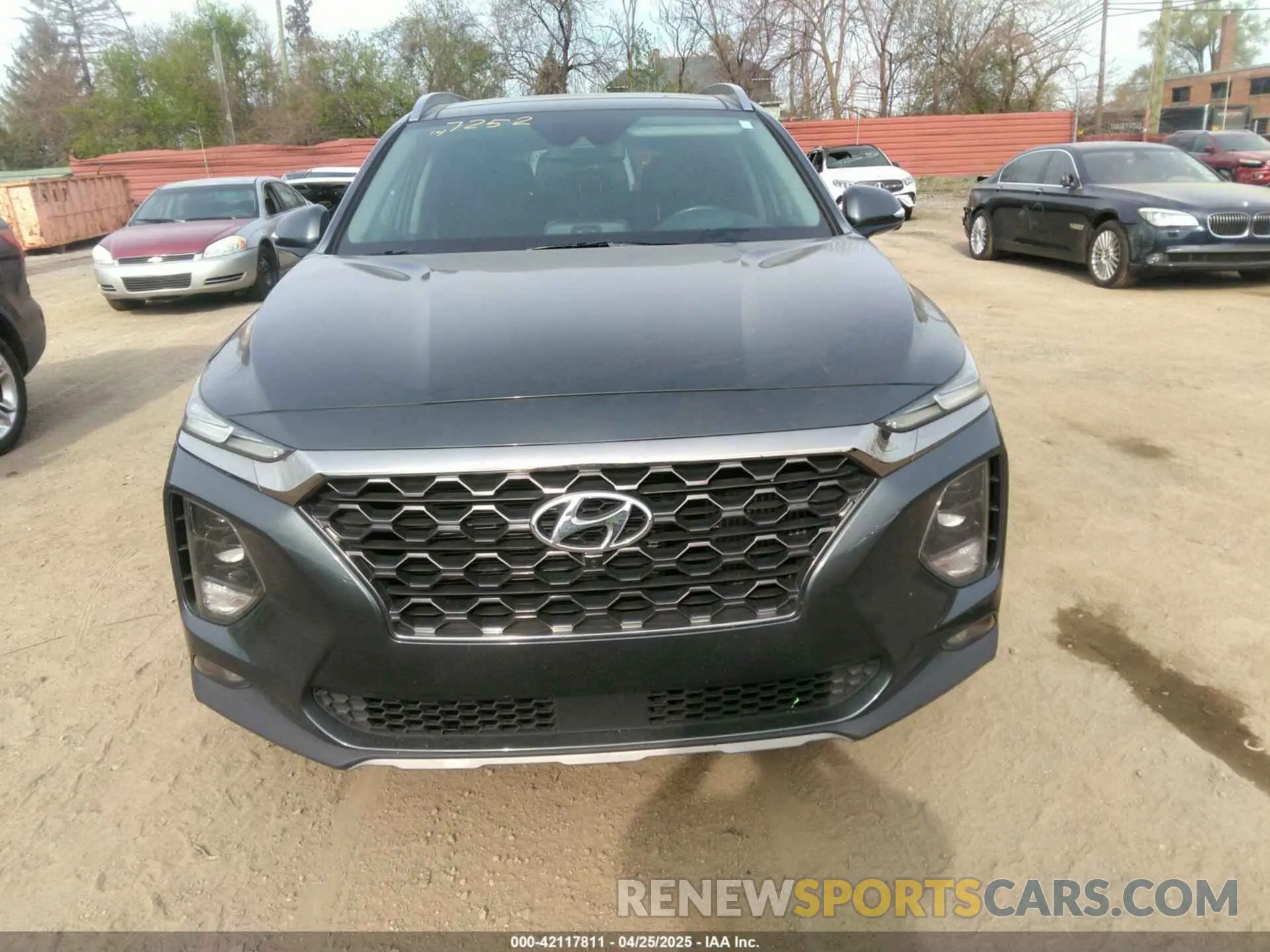 6 Photograph of a damaged car 5NMS5CAA4LH147252 HYUNDAI SANTA FE 2020
