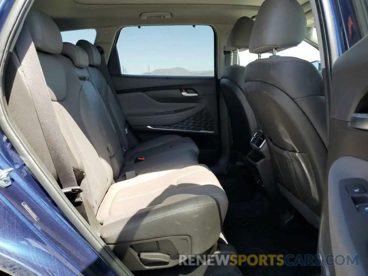 11 Photograph of a damaged car 5NMS5CAA6LH254612 HYUNDAI SANTA FE 2020