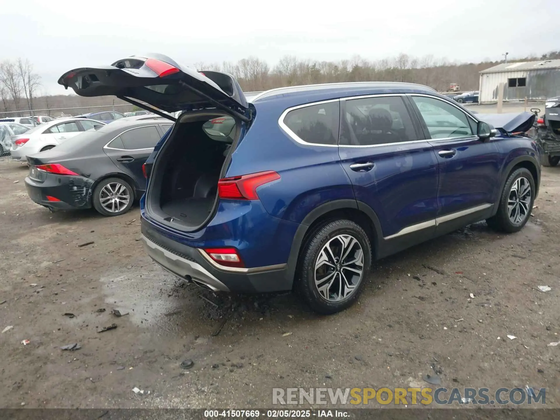 4 Photograph of a damaged car 5NMS5CAA6LH276416 HYUNDAI SANTA FE 2020