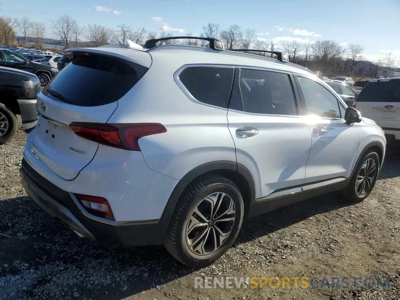 3 Photograph of a damaged car 5NMS5CAAXLH223699 HYUNDAI SANTA FE 2020