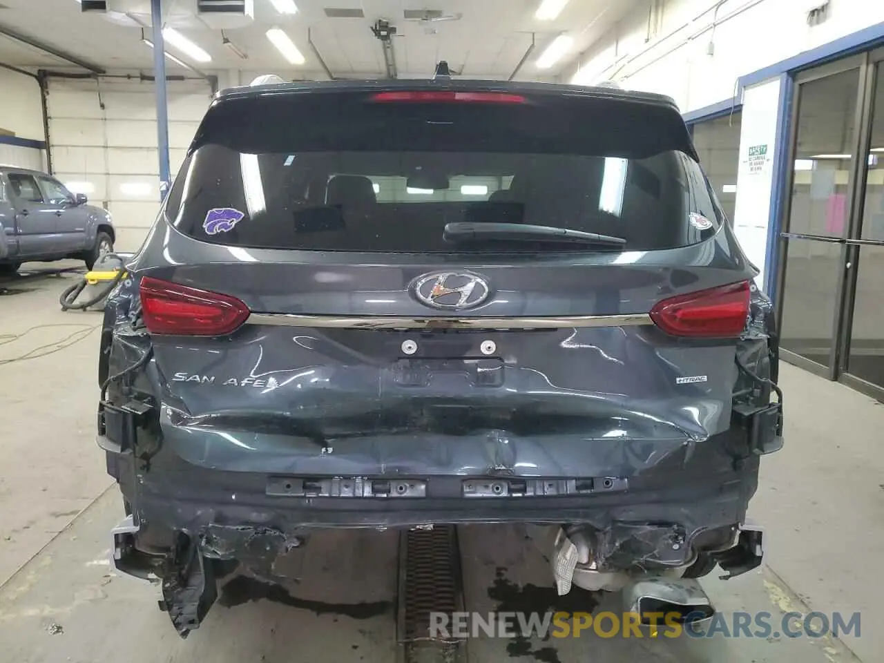 6 Photograph of a damaged car 5NMS5CAD0LH269133 HYUNDAI SANTA FE 2020