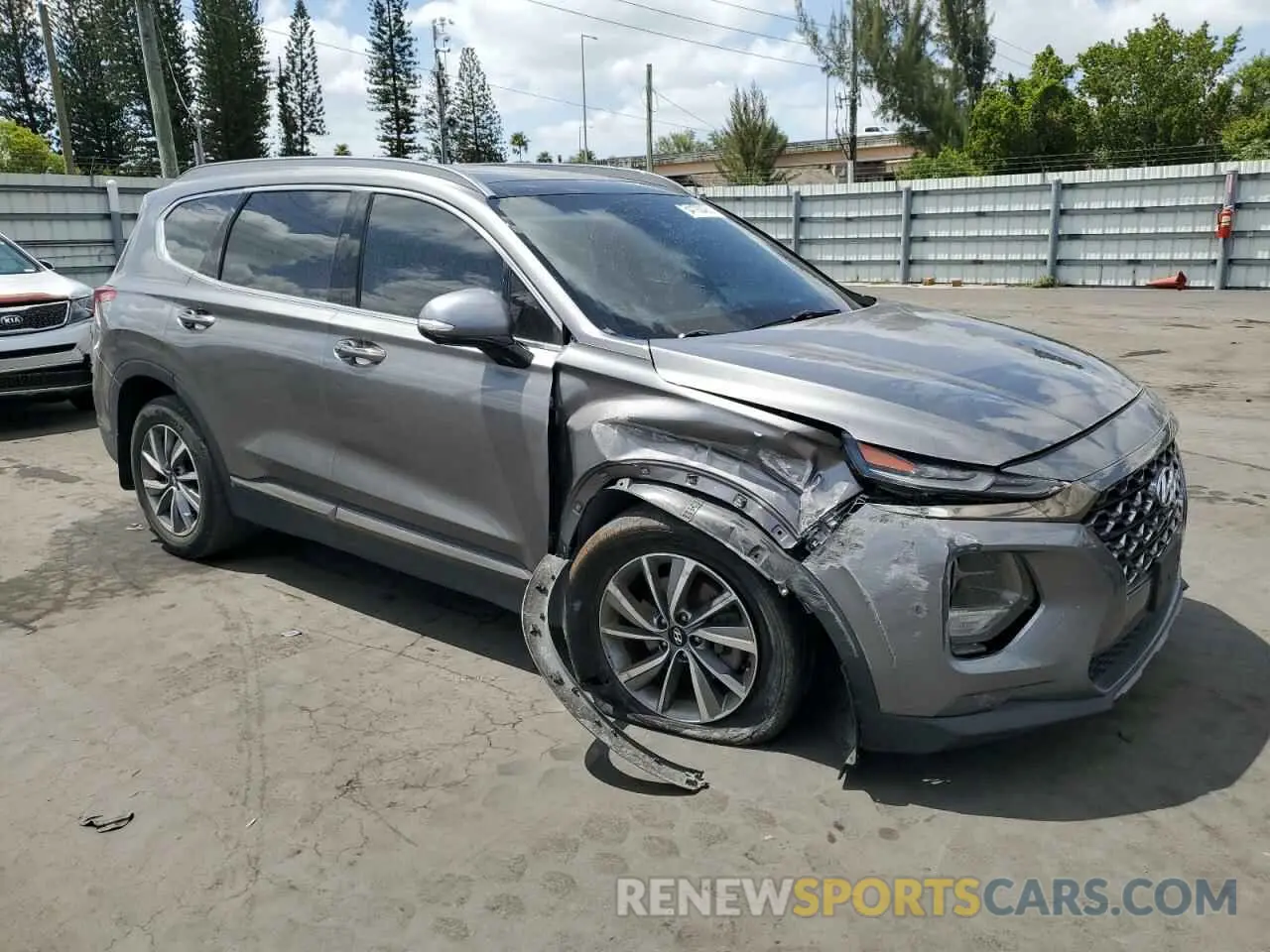 4 Photograph of a damaged car 5NMS5CAD2LH163878 HYUNDAI SANTA FE 2020