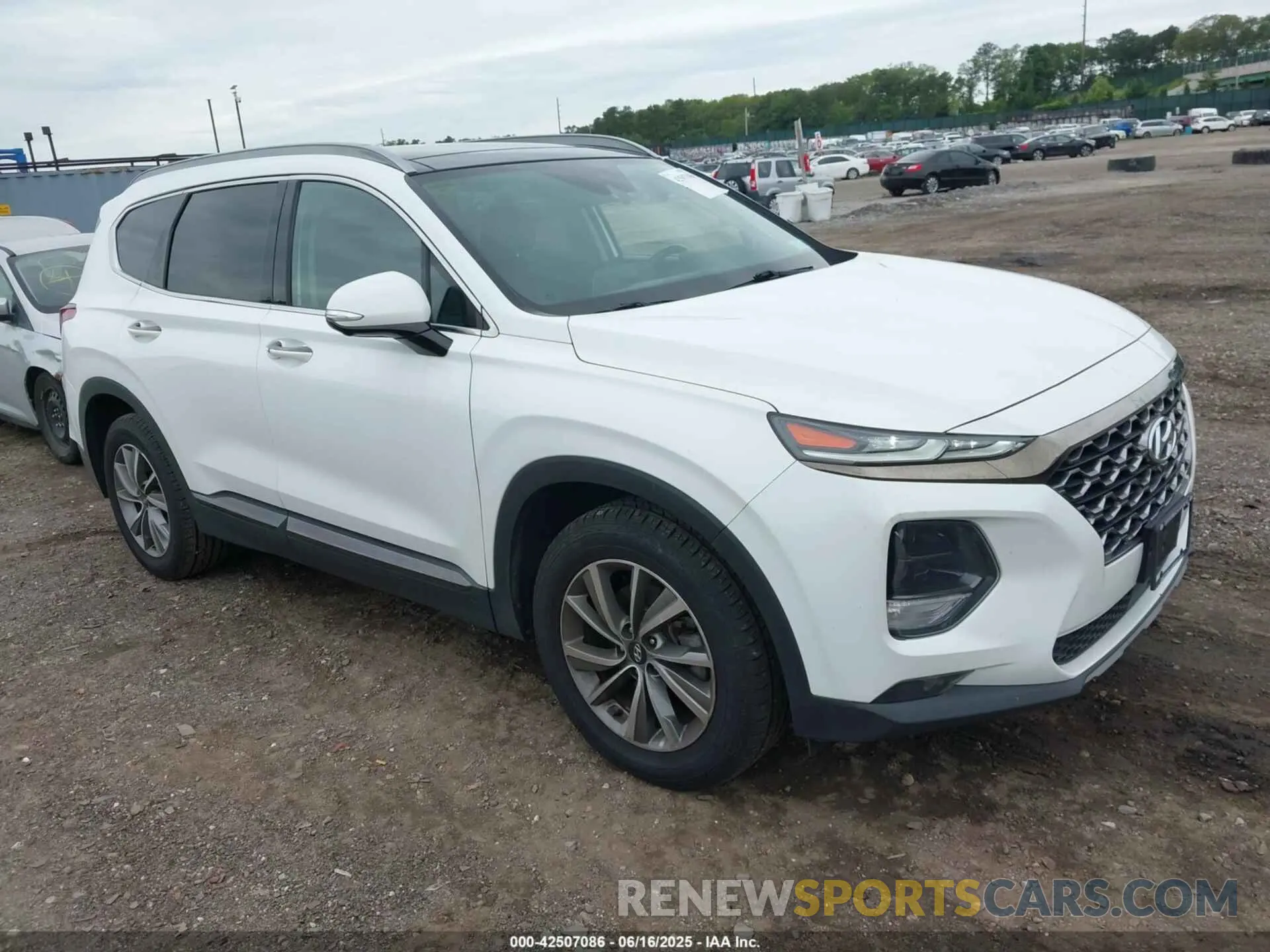 1 Photograph of a damaged car 5NMS5CAD4LH207587 HYUNDAI SANTA FE 2020