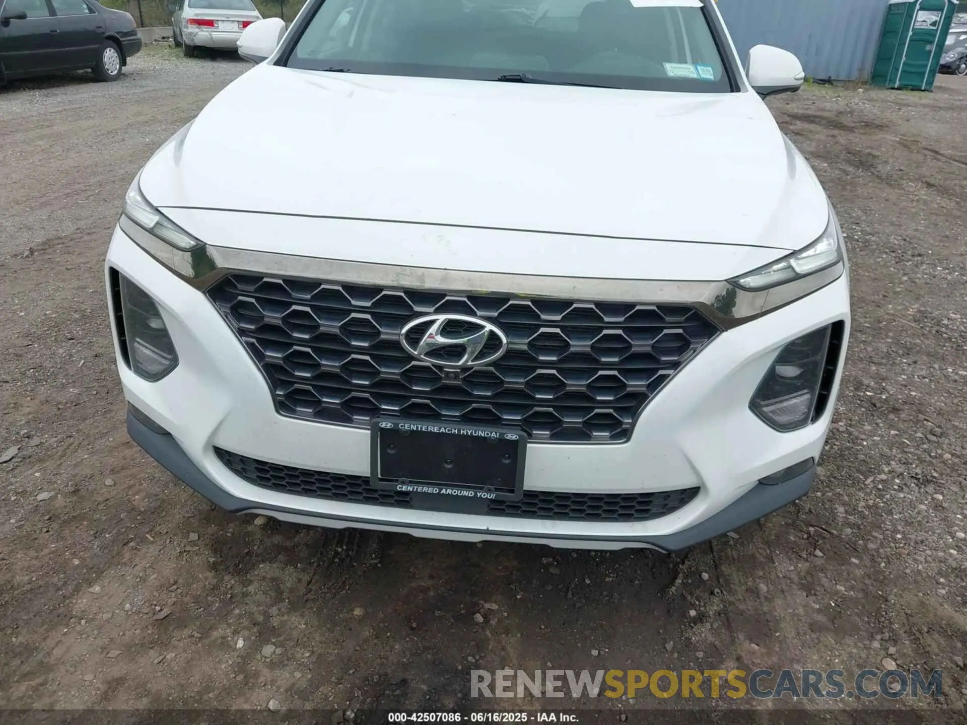12 Photograph of a damaged car 5NMS5CAD4LH207587 HYUNDAI SANTA FE 2020