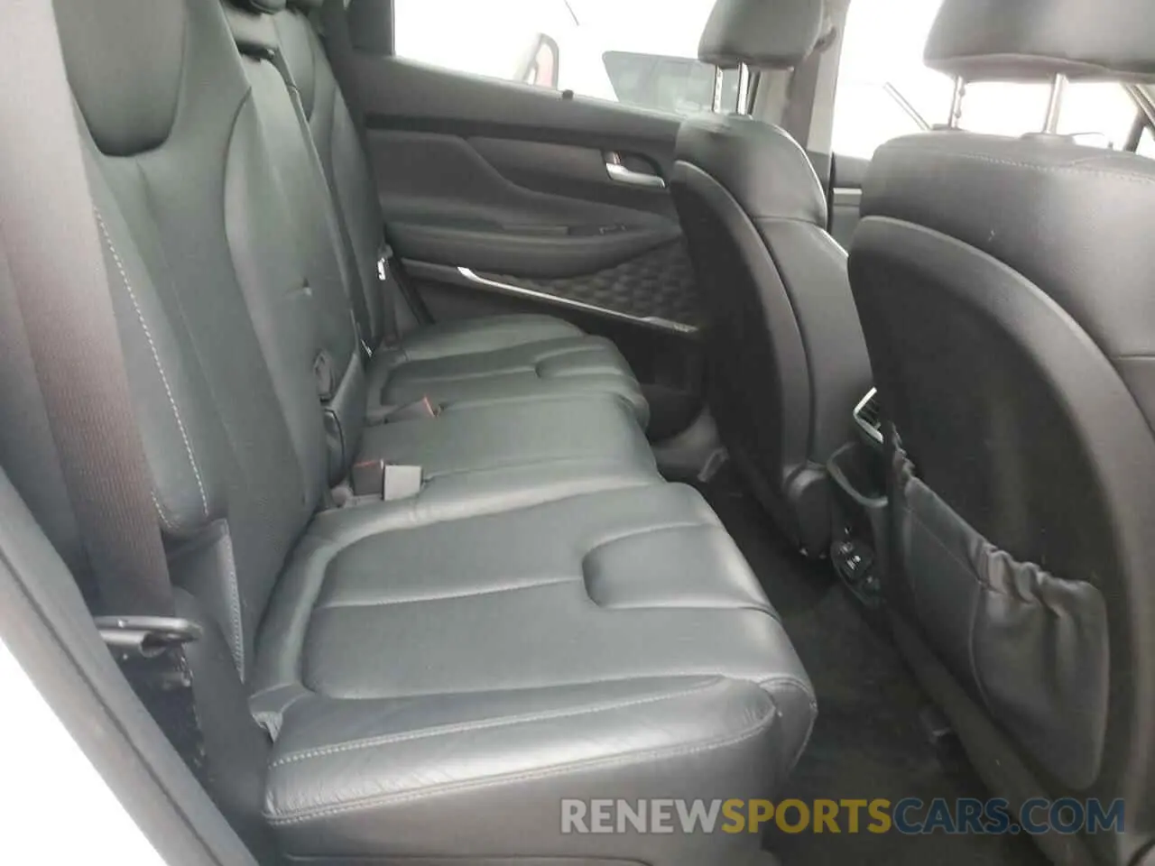 11 Photograph of a damaged car 5NMS5CAD7LH297771 HYUNDAI SANTA FE 2020