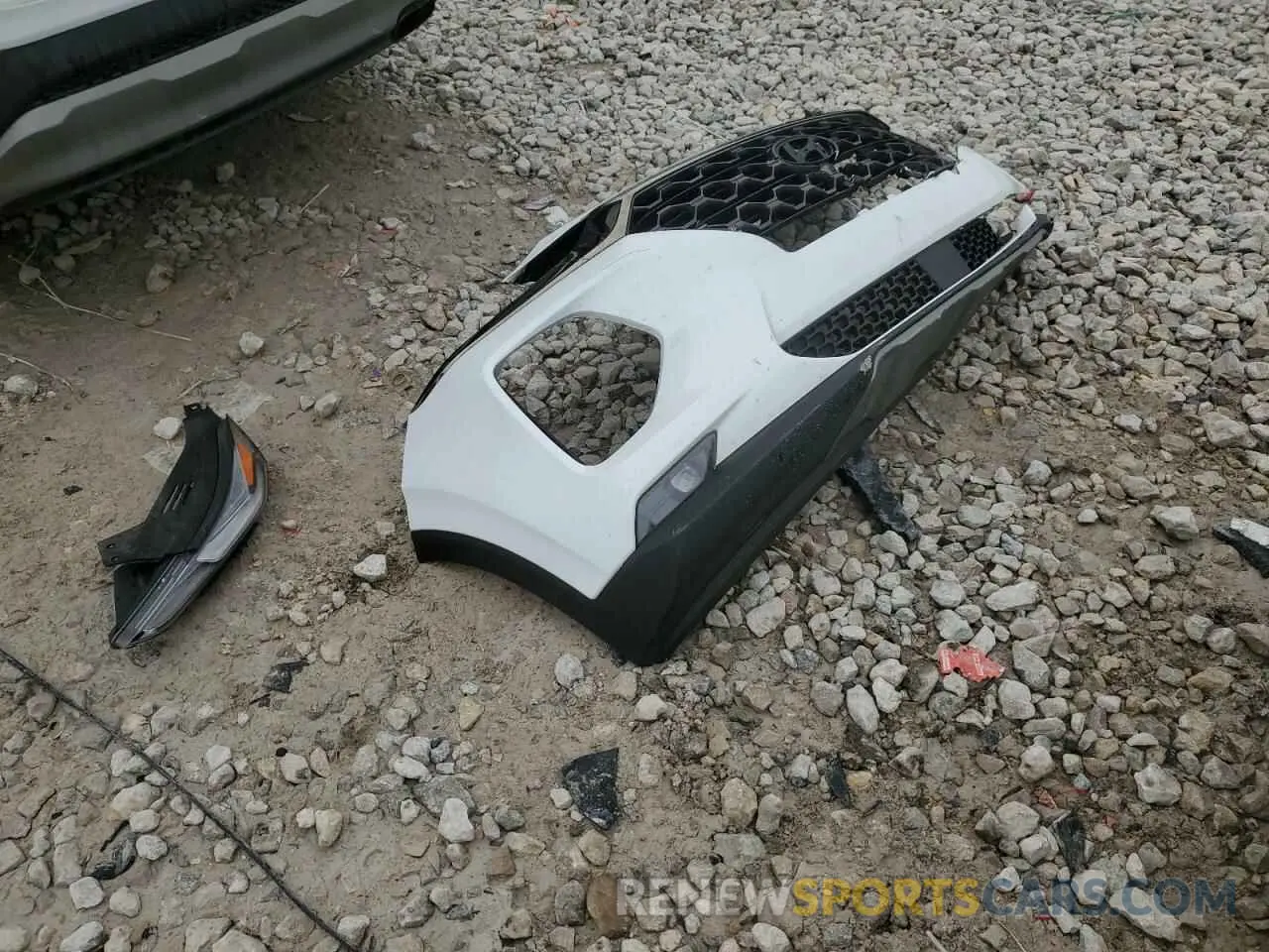 13 Photograph of a damaged car 5NMS5CAD7LH297771 HYUNDAI SANTA FE 2020
