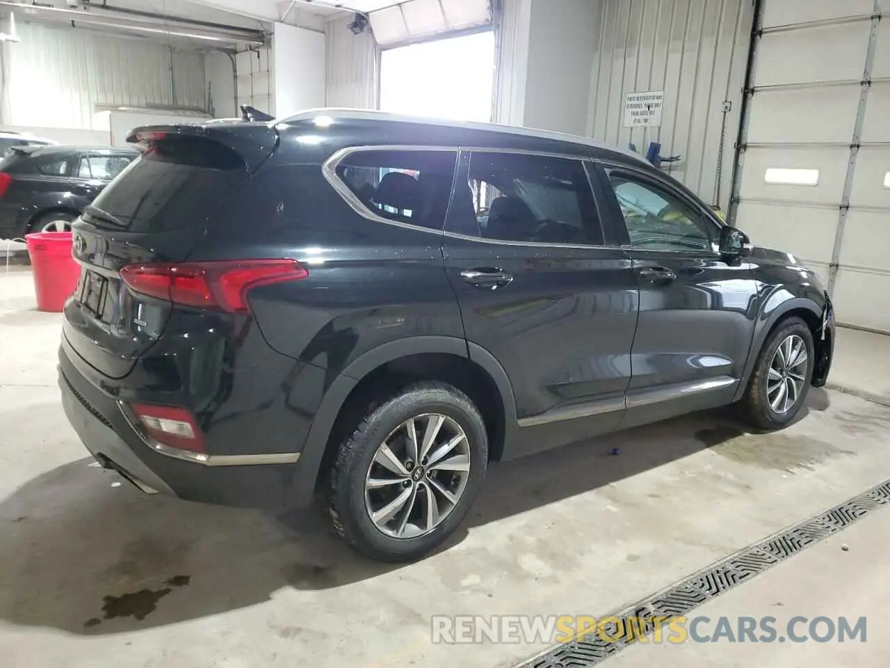 3 Photograph of a damaged car 5NMS5CAD9LH185215 HYUNDAI SANTA FE 2020