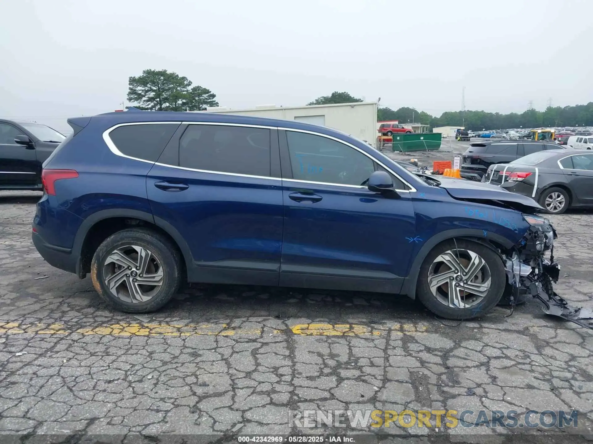 13 Photograph of a damaged car 5NMS14AJ2MH329146 HYUNDAI SANTA FE 2021