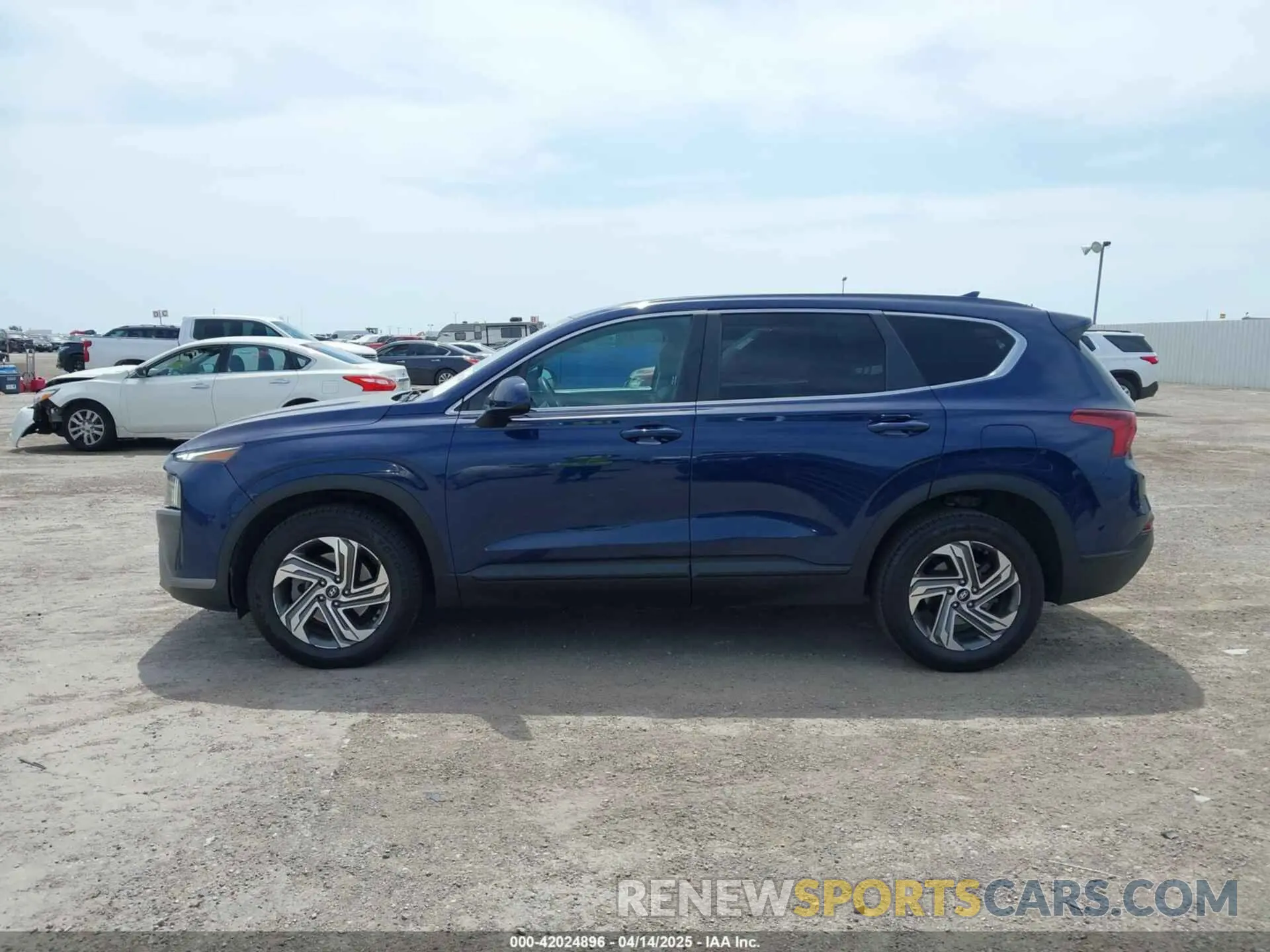 14 Photograph of a damaged car 5NMS14AJ2MH339403 HYUNDAI SANTA FE 2021