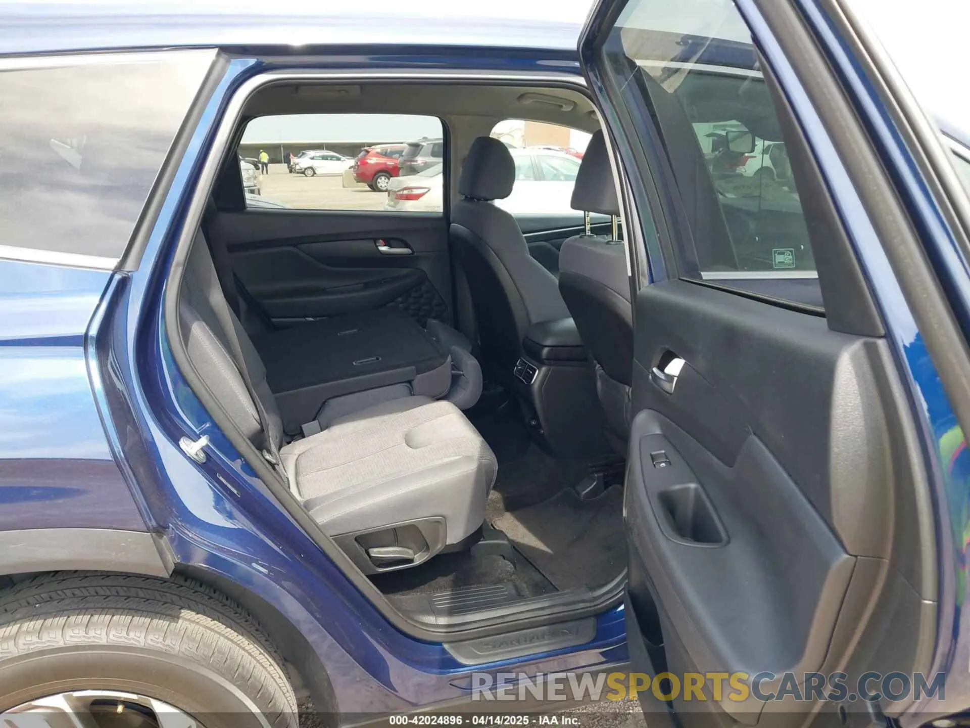 8 Photograph of a damaged car 5NMS14AJ2MH339403 HYUNDAI SANTA FE 2021