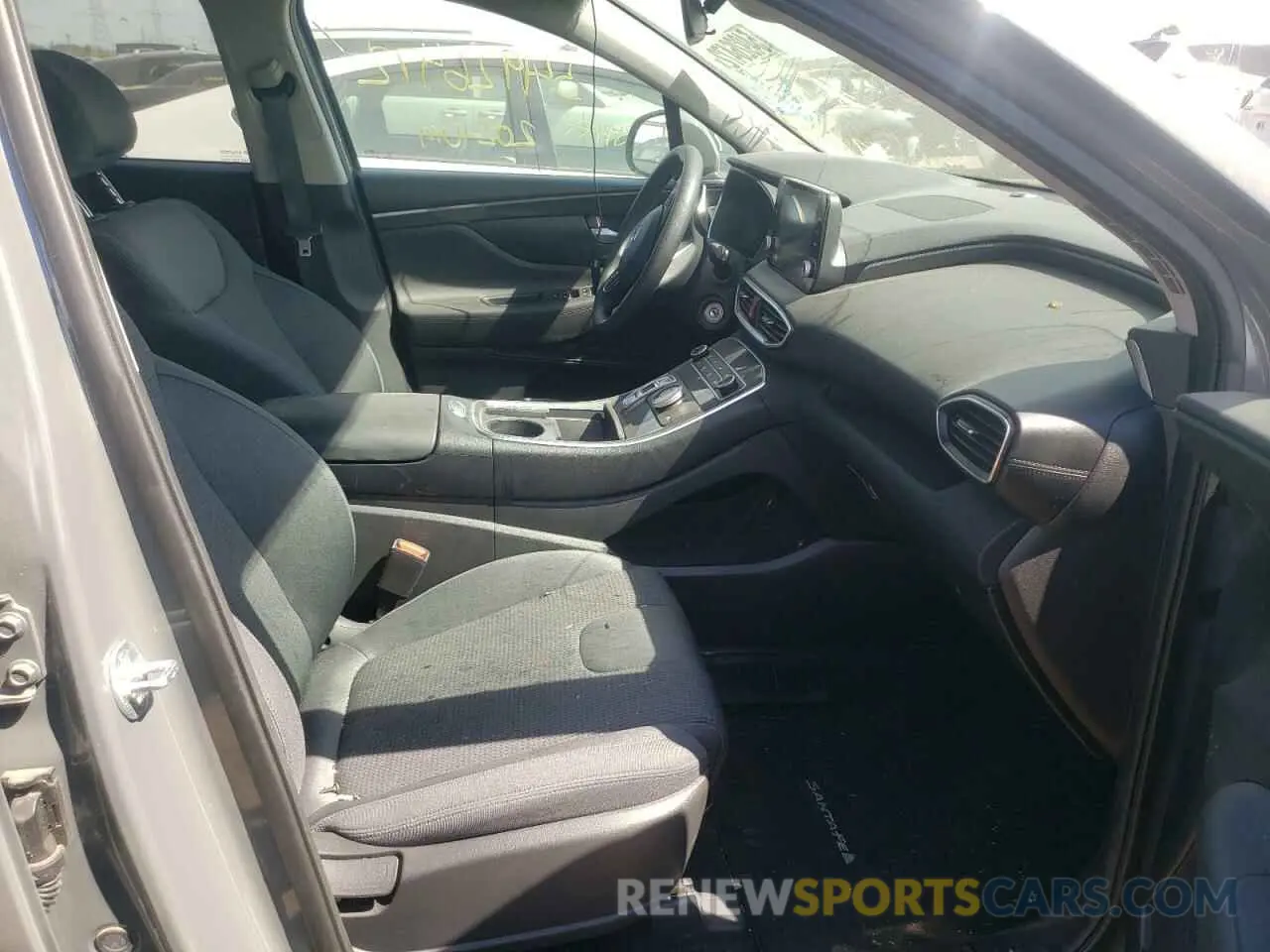5 Photograph of a damaged car 5NMS14AJ5MH318108 HYUNDAI SANTA FE 2021