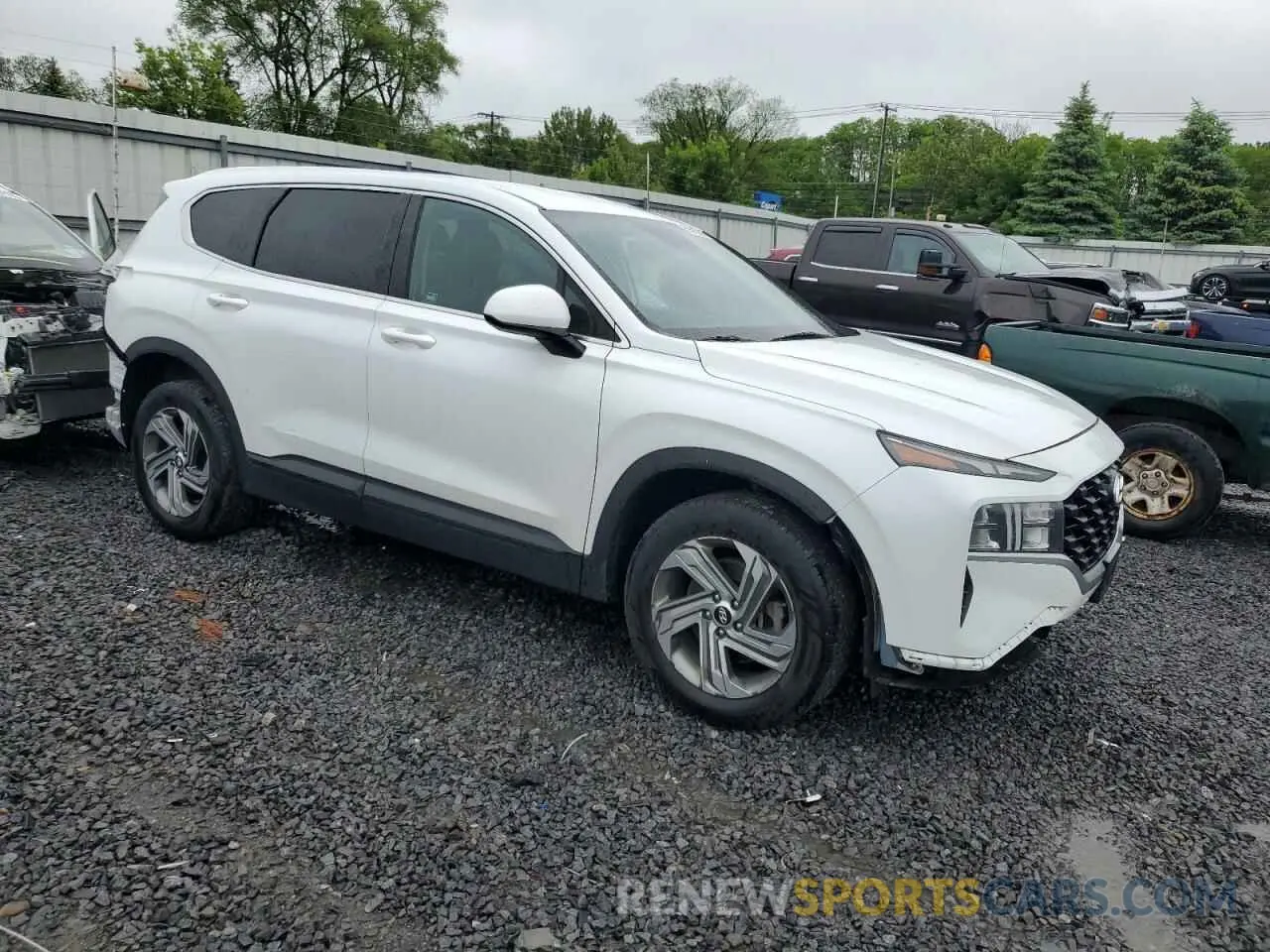 4 Photograph of a damaged car 5NMS14AJ9MH361804 HYUNDAI SANTA FE 2021