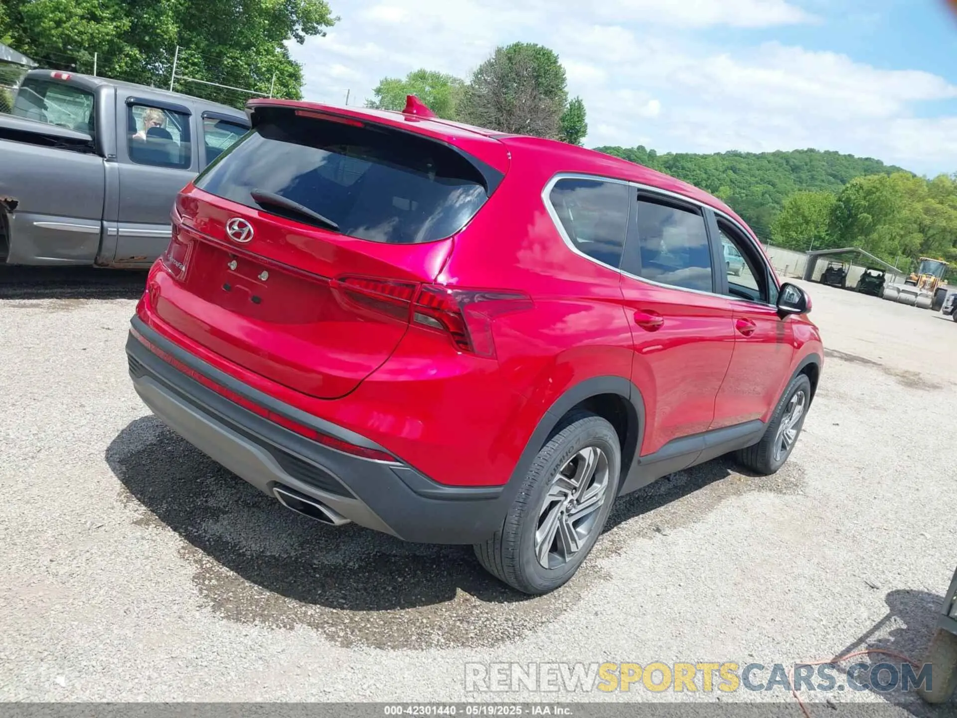 4 Photograph of a damaged car 5NMS14AJXMH336085 HYUNDAI SANTA FE 2021