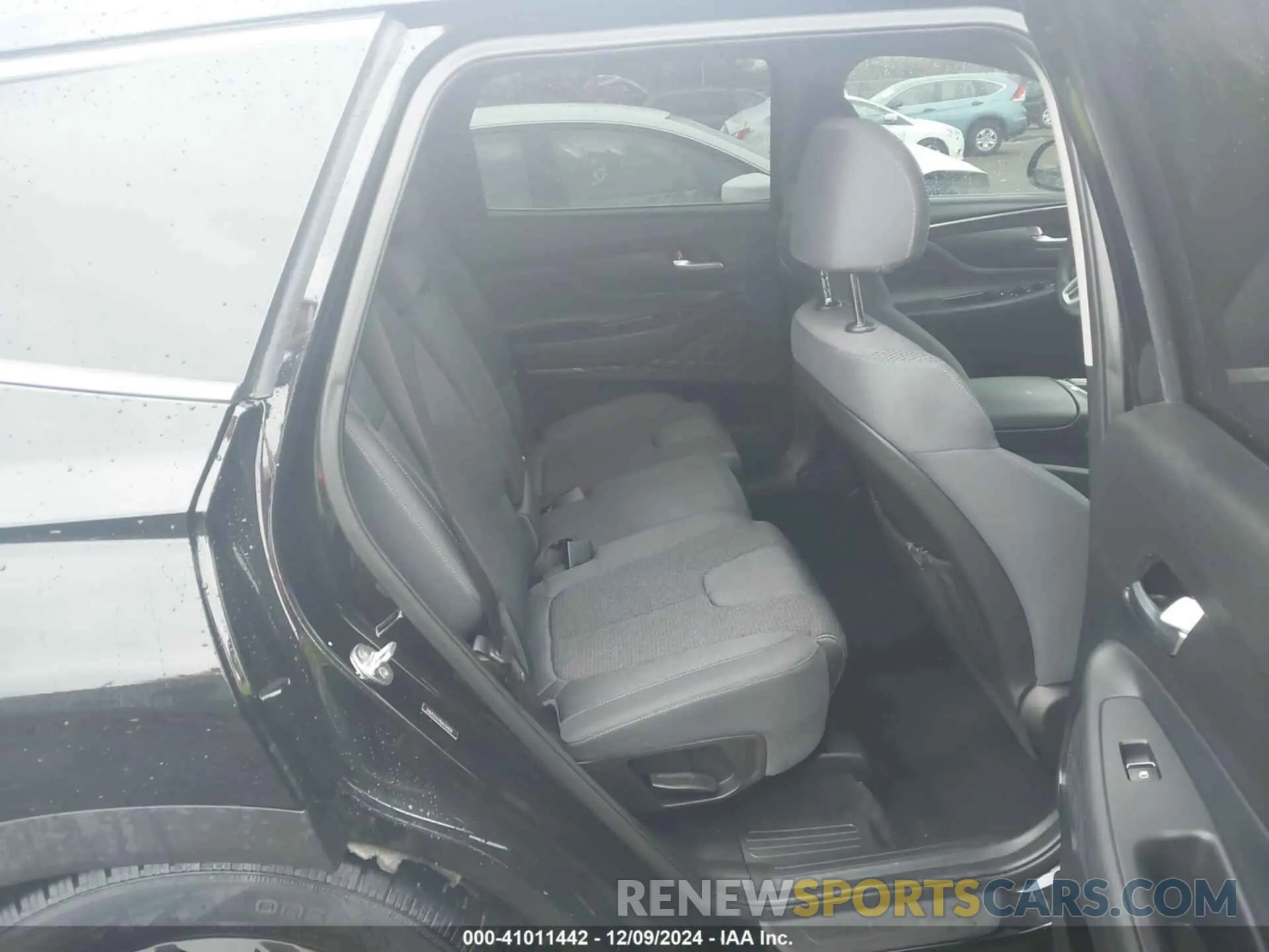 8 Photograph of a damaged car 5NMS24AJ0MH360019 HYUNDAI SANTA FE 2021