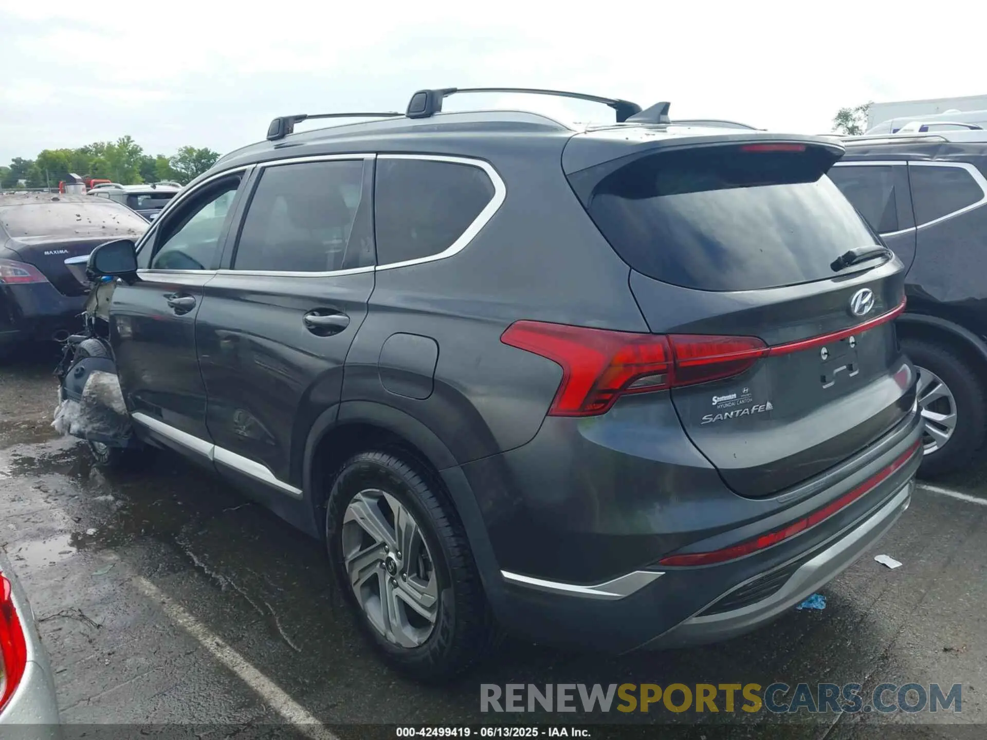 14 Photograph of a damaged car 5NMS24AJ1MH311301 HYUNDAI SANTA FE 2021