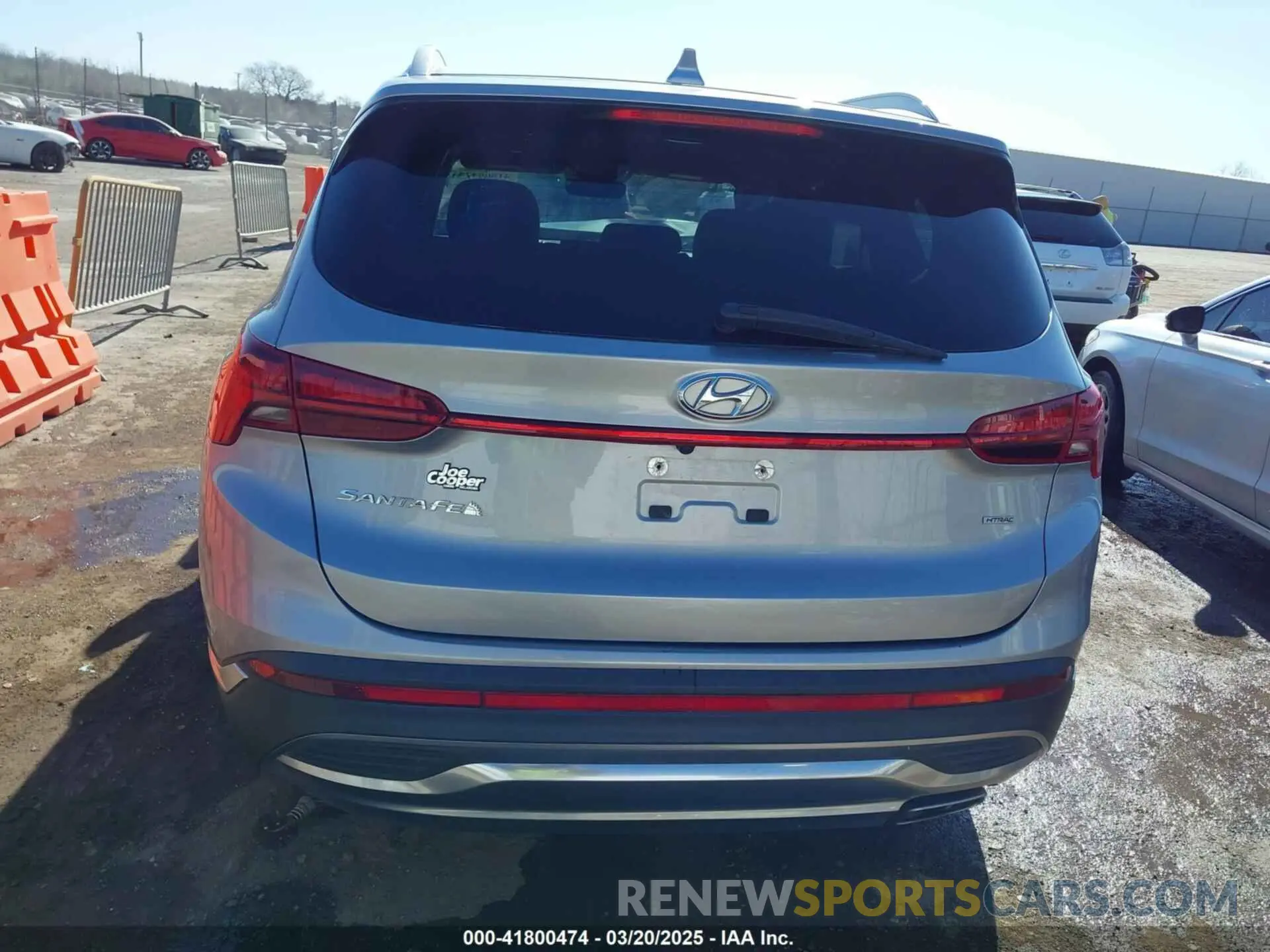 17 Photograph of a damaged car 5NMS24AJ1MH356058 HYUNDAI SANTA FE 2021