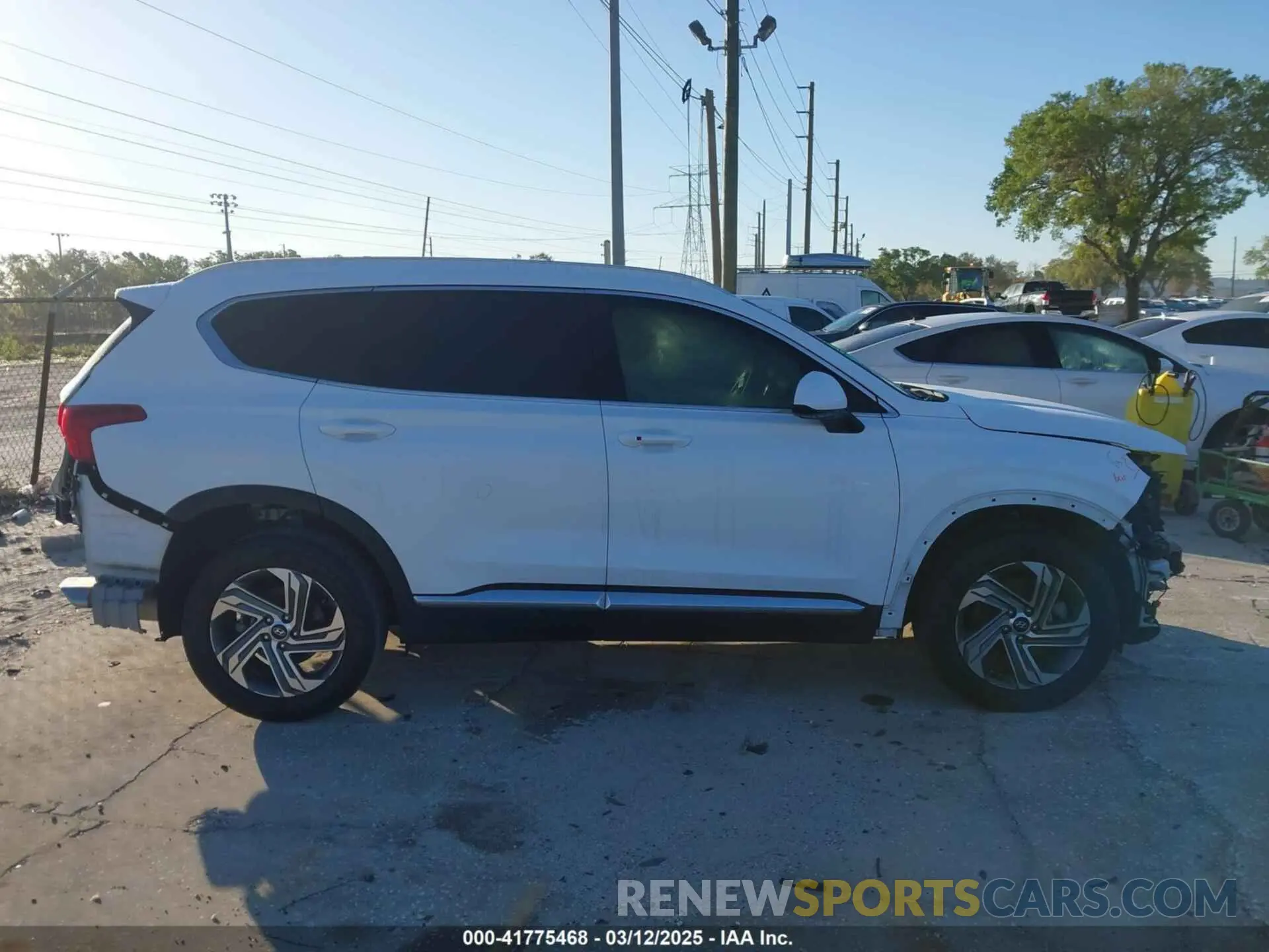 13 Photograph of a damaged car 5NMS24AJ4MH320459 HYUNDAI SANTA FE 2021