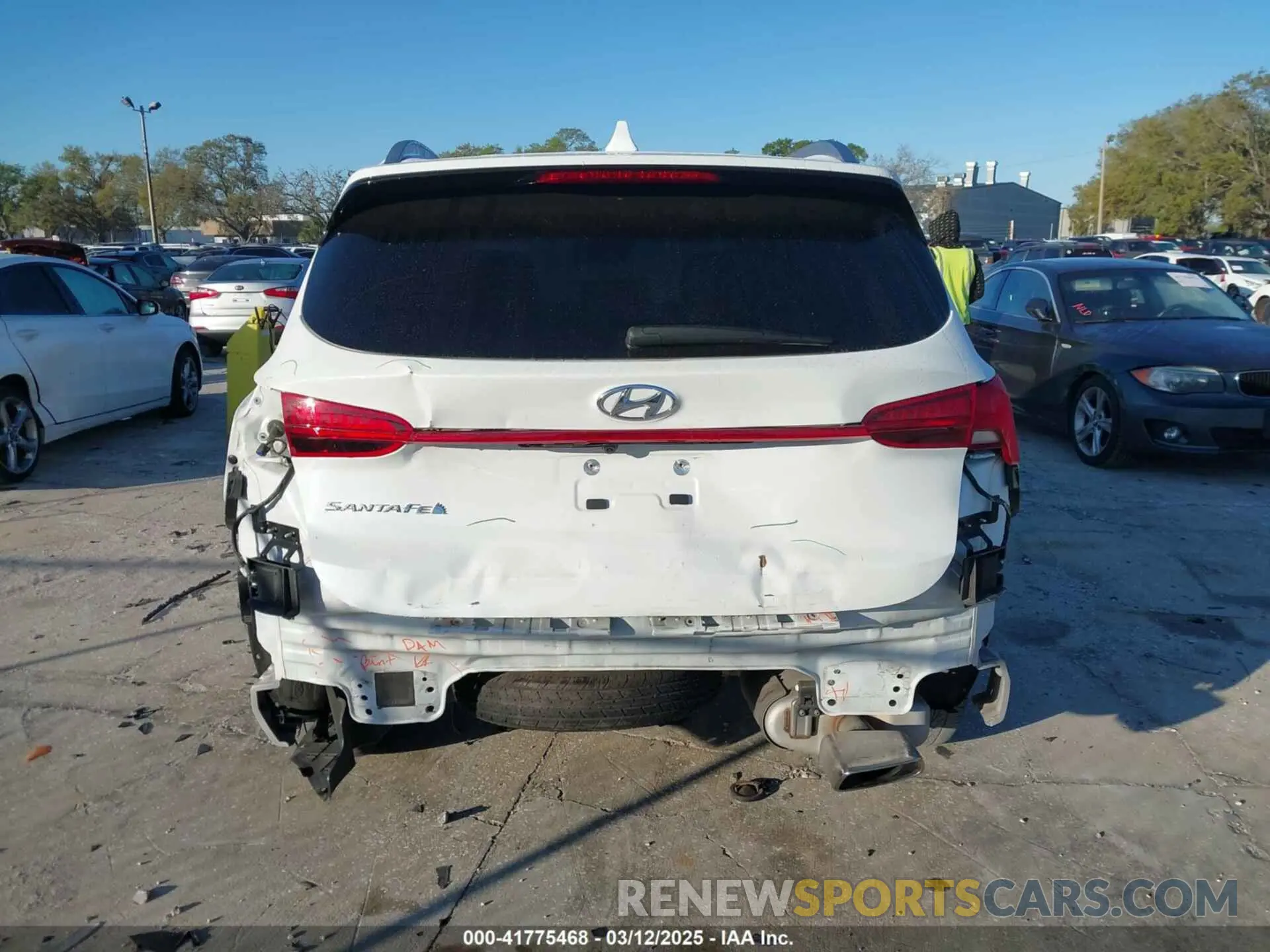 16 Photograph of a damaged car 5NMS24AJ4MH320459 HYUNDAI SANTA FE 2021