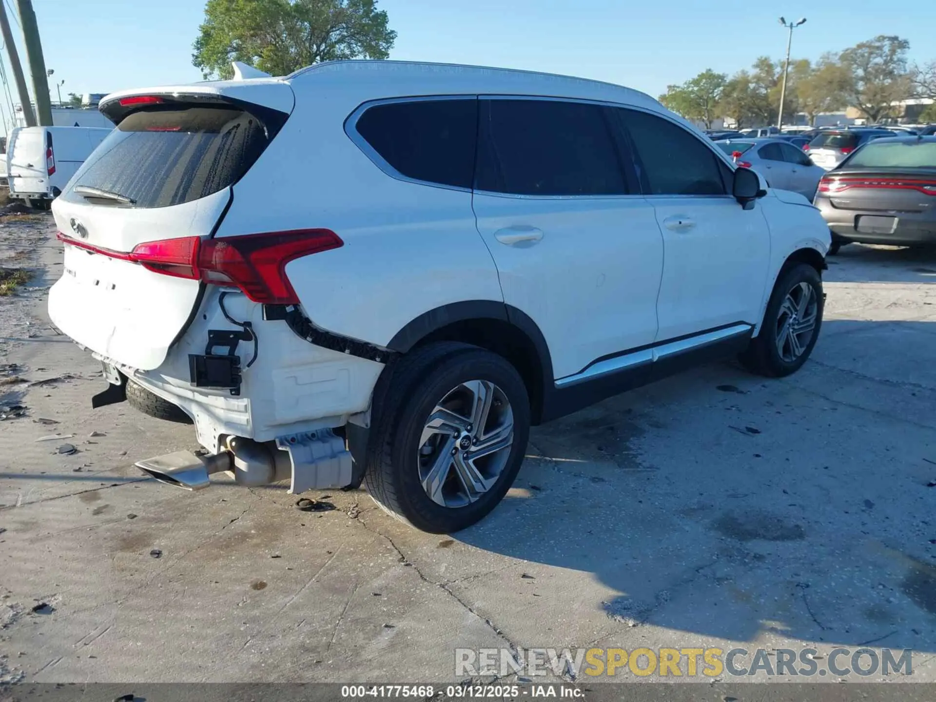 4 Photograph of a damaged car 5NMS24AJ4MH320459 HYUNDAI SANTA FE 2021