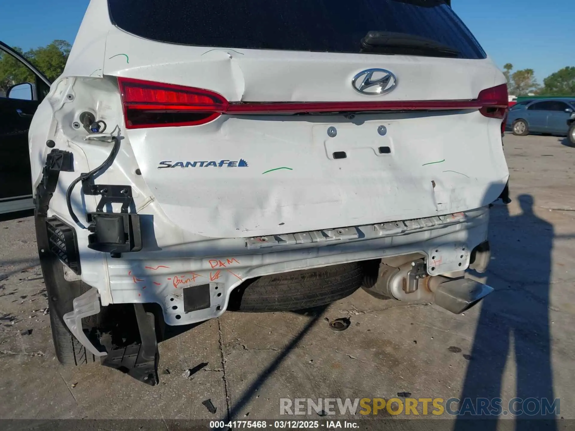 6 Photograph of a damaged car 5NMS24AJ4MH320459 HYUNDAI SANTA FE 2021