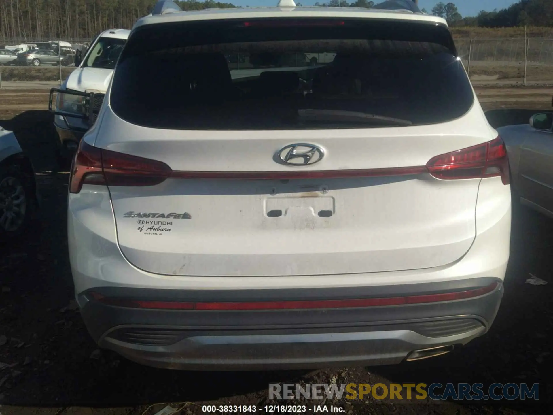 17 Photograph of a damaged car 5NMS24AJ5MH340722 HYUNDAI SANTA FE 2021