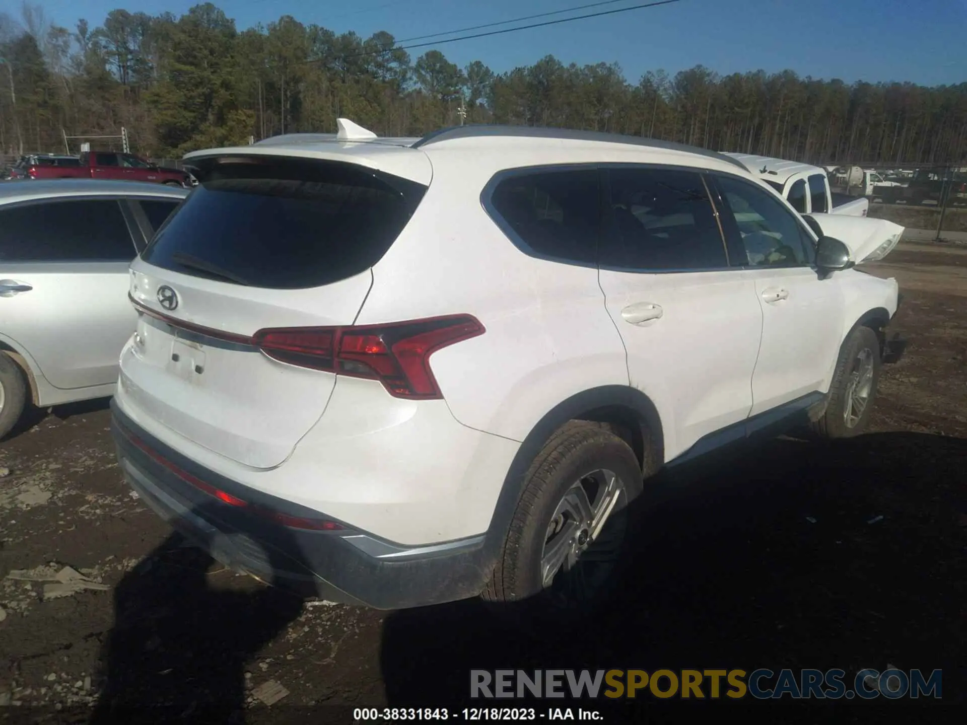 4 Photograph of a damaged car 5NMS24AJ5MH340722 HYUNDAI SANTA FE 2021