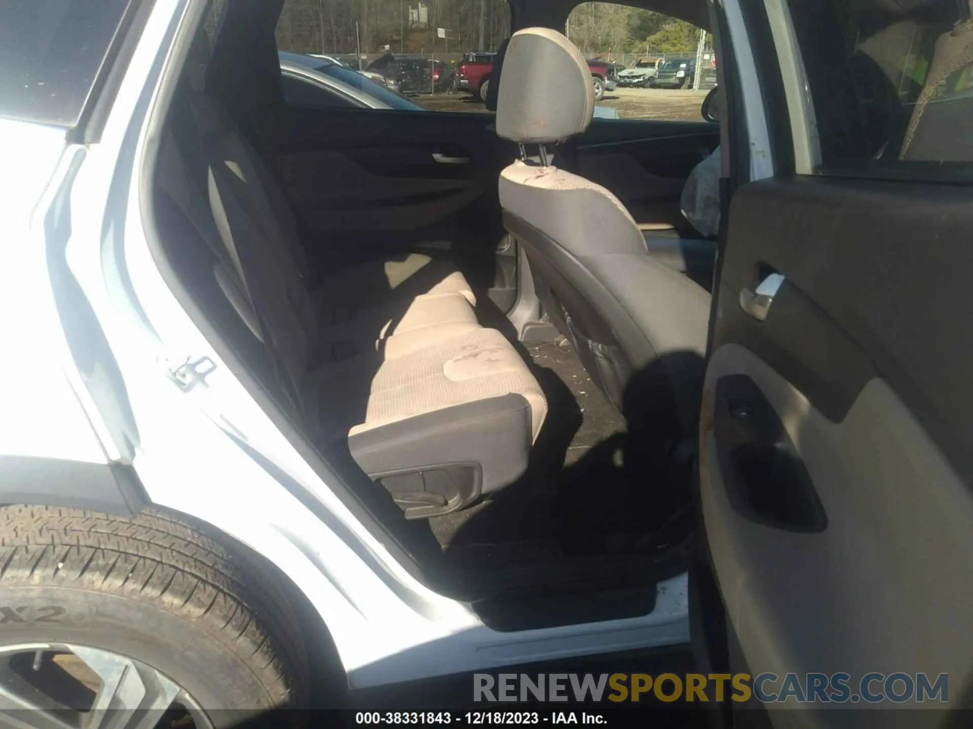 8 Photograph of a damaged car 5NMS24AJ5MH340722 HYUNDAI SANTA FE 2021
