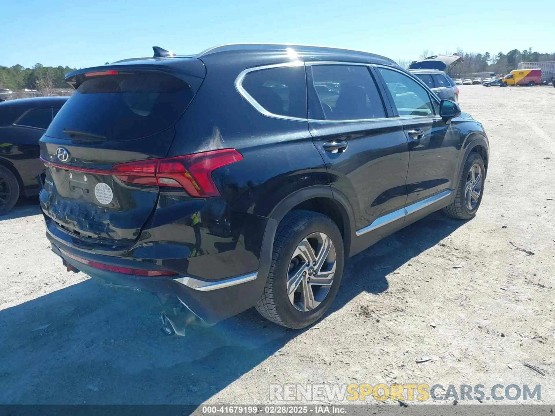 4 Photograph of a damaged car 5NMS24AJ6MH350692 HYUNDAI SANTA FE 2021
