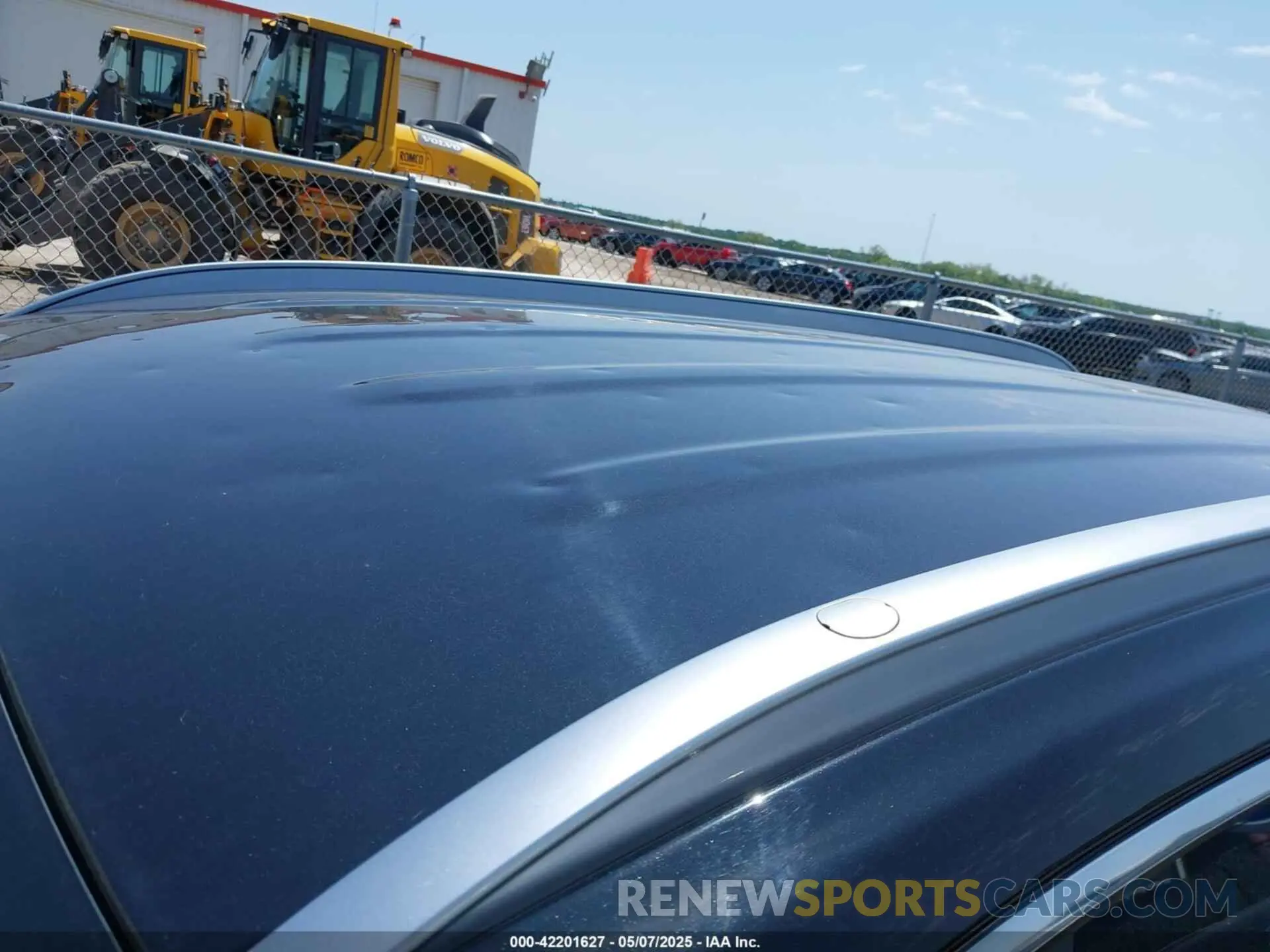 17 Photograph of a damaged car 5NMS24AJ7MH307365 HYUNDAI SANTA FE 2021