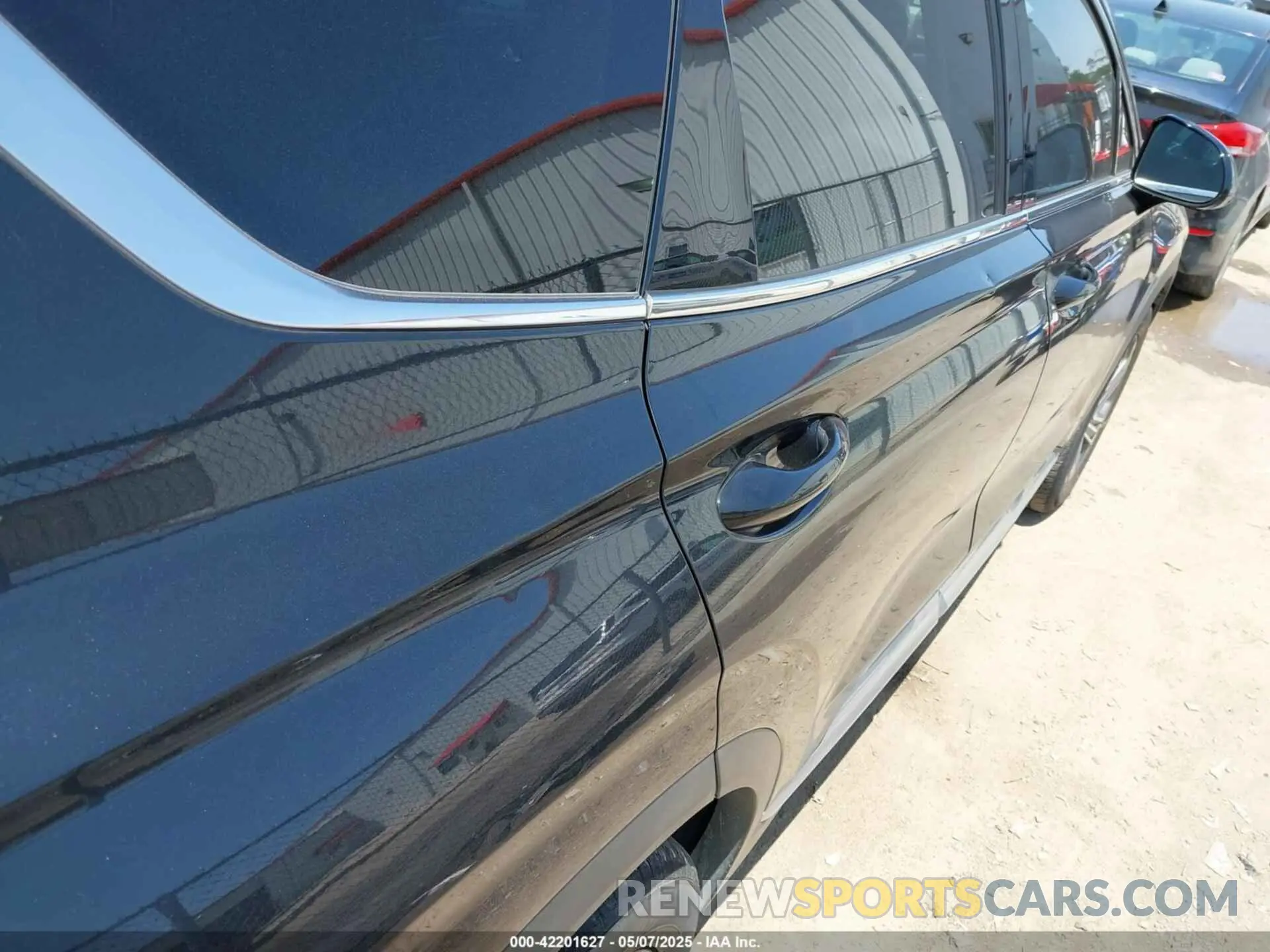 19 Photograph of a damaged car 5NMS24AJ7MH307365 HYUNDAI SANTA FE 2021