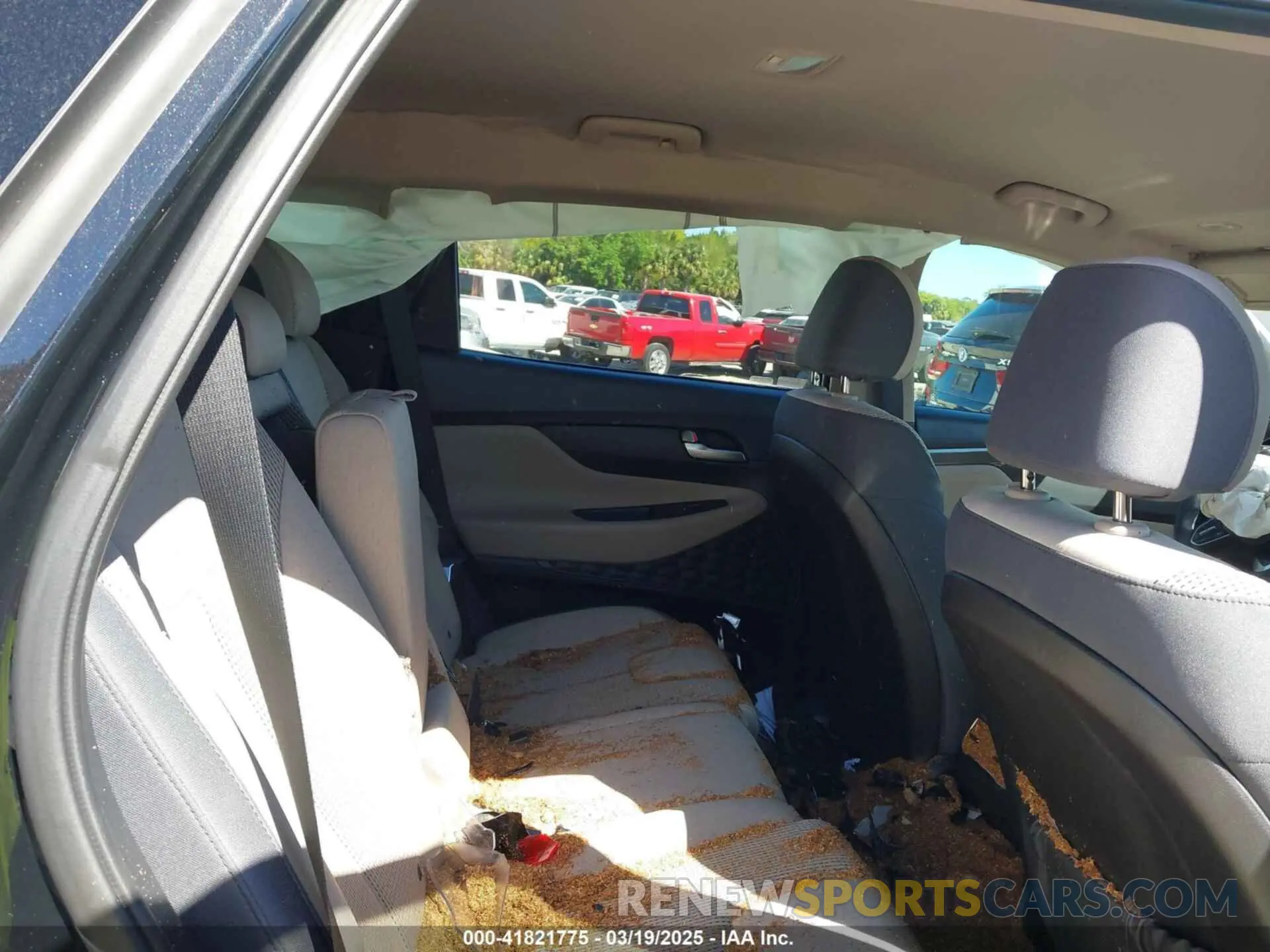 8 Photograph of a damaged car 5NMS24AJ9MH331876 HYUNDAI SANTA FE 2021