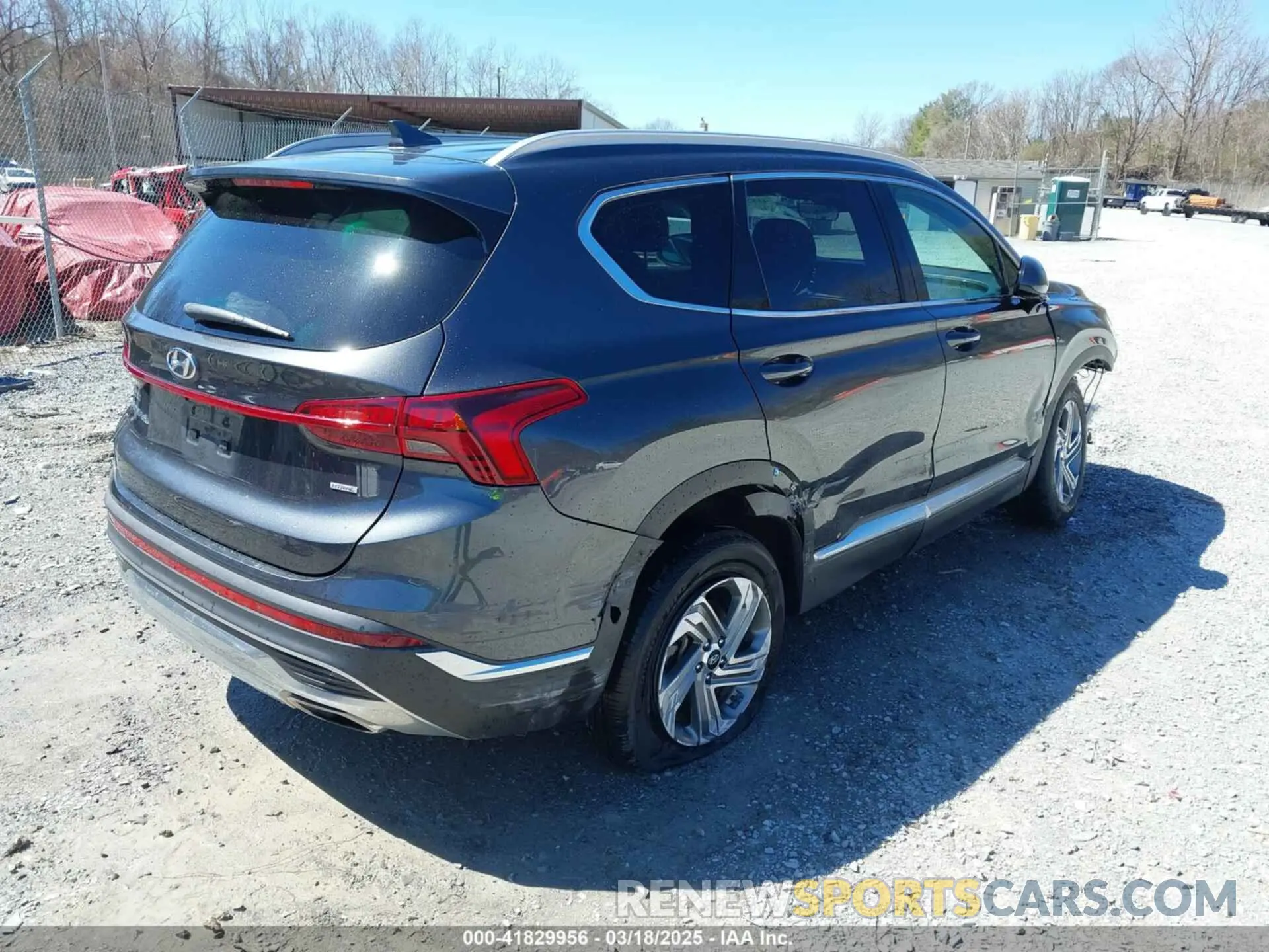 4 Photograph of a damaged car 5NMS2DAJ6MH346514 HYUNDAI SANTA FE 2021