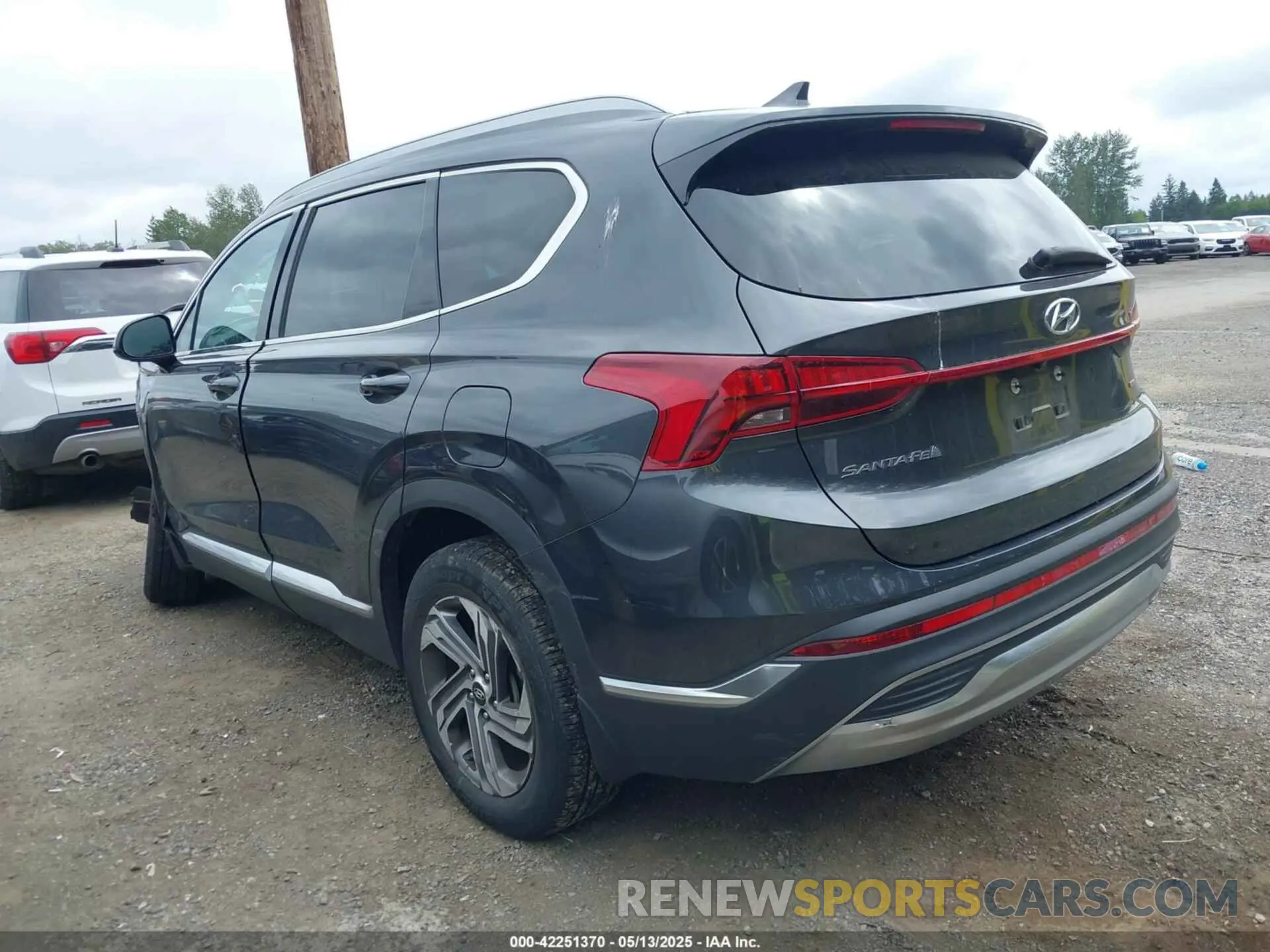 3 Photograph of a damaged car 5NMS2DAJXMH339730 HYUNDAI SANTA FE 2021