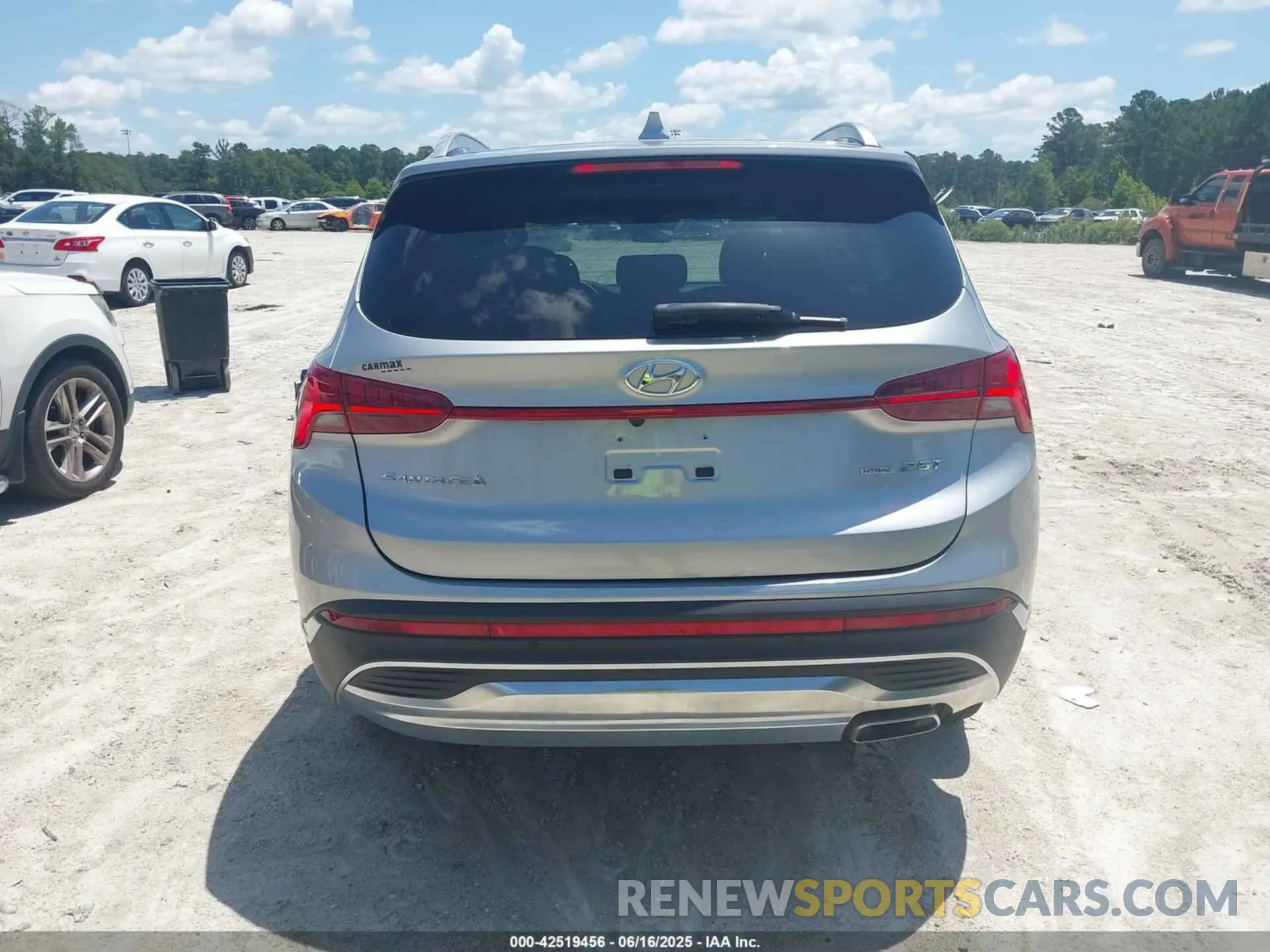 16 Photograph of a damaged car 5NMS4DAL8MH356537 HYUNDAI SANTA FE 2021