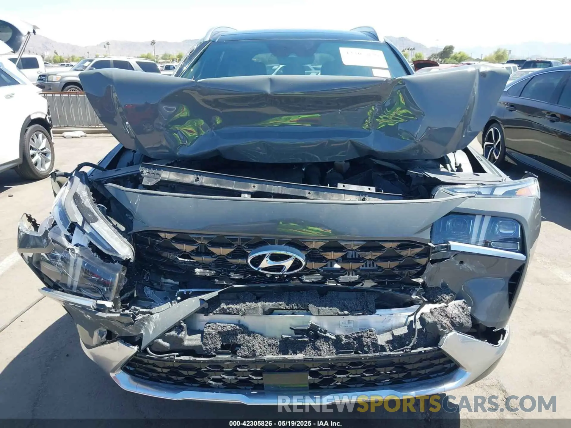 12 Photograph of a damaged car 5NMS5DAL5MH330166 HYUNDAI SANTA FE 2021