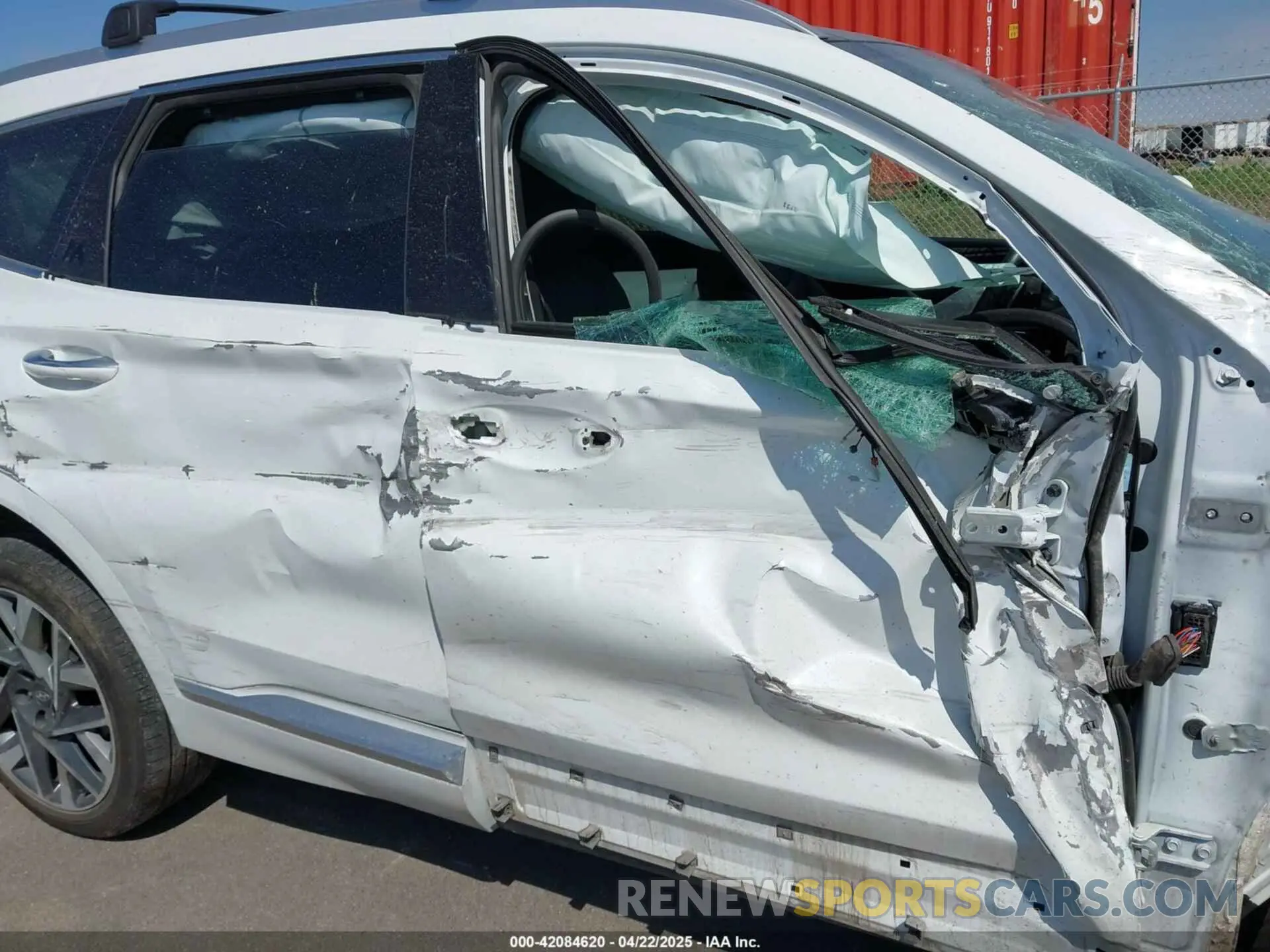 19 Photograph of a damaged car 5NMS5DAL9MH366488 HYUNDAI SANTA FE 2021