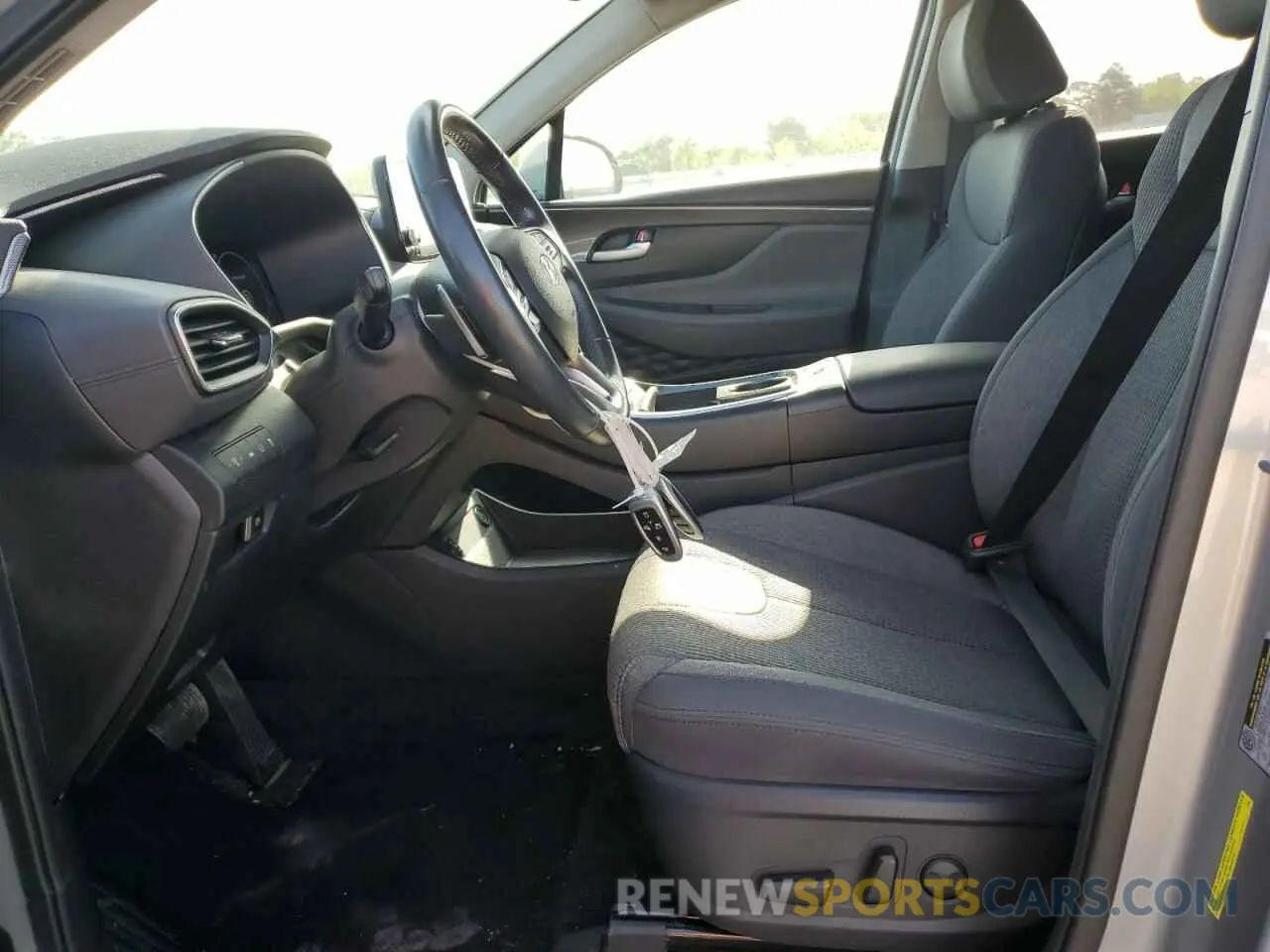 7 Photograph of a damaged car 5NMS64AJ3MH331585 HYUNDAI SANTA FE 2021
