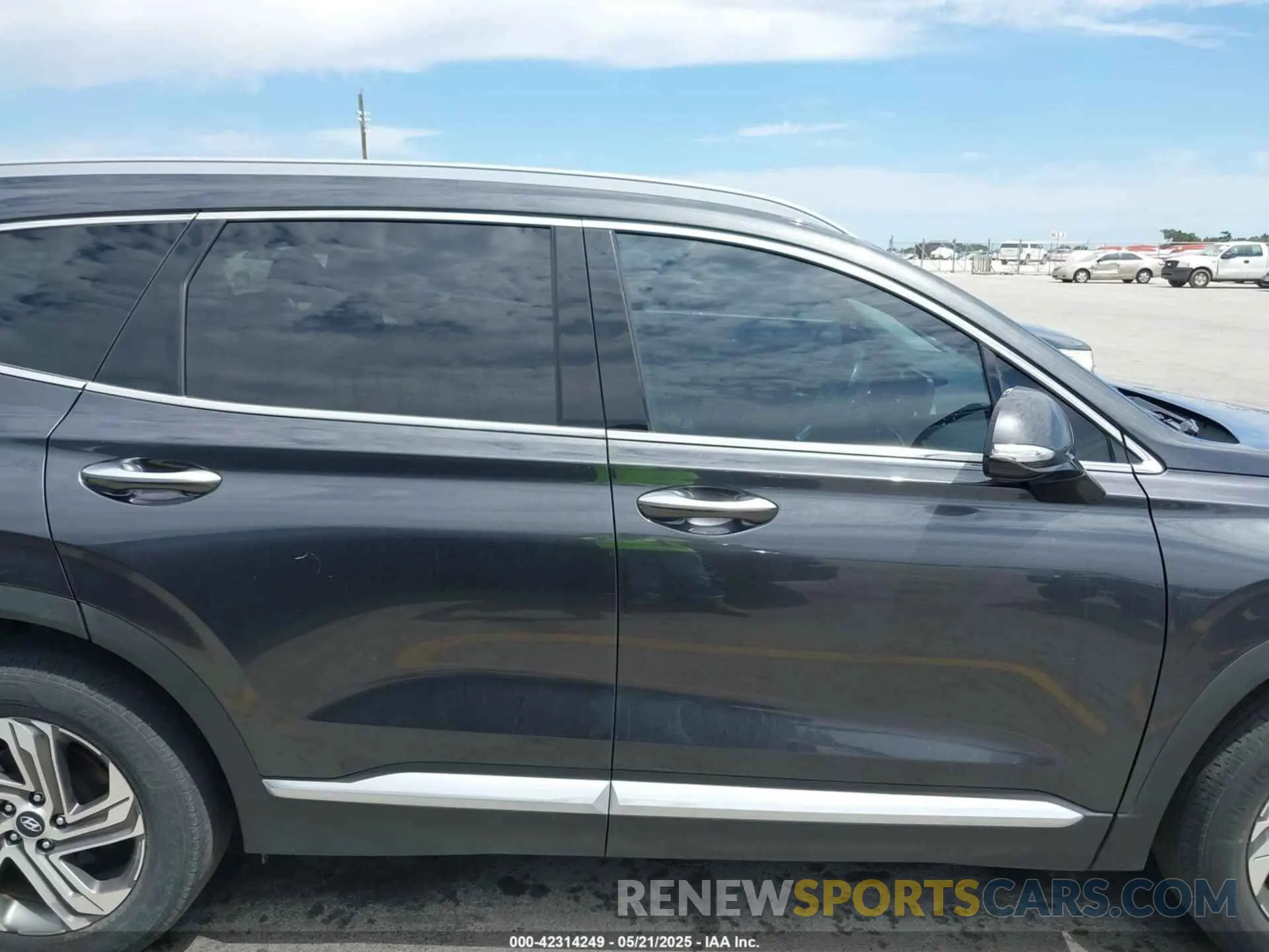 13 Photograph of a damaged car 5NMS64AJ4MH316691 HYUNDAI SANTA FE 2021