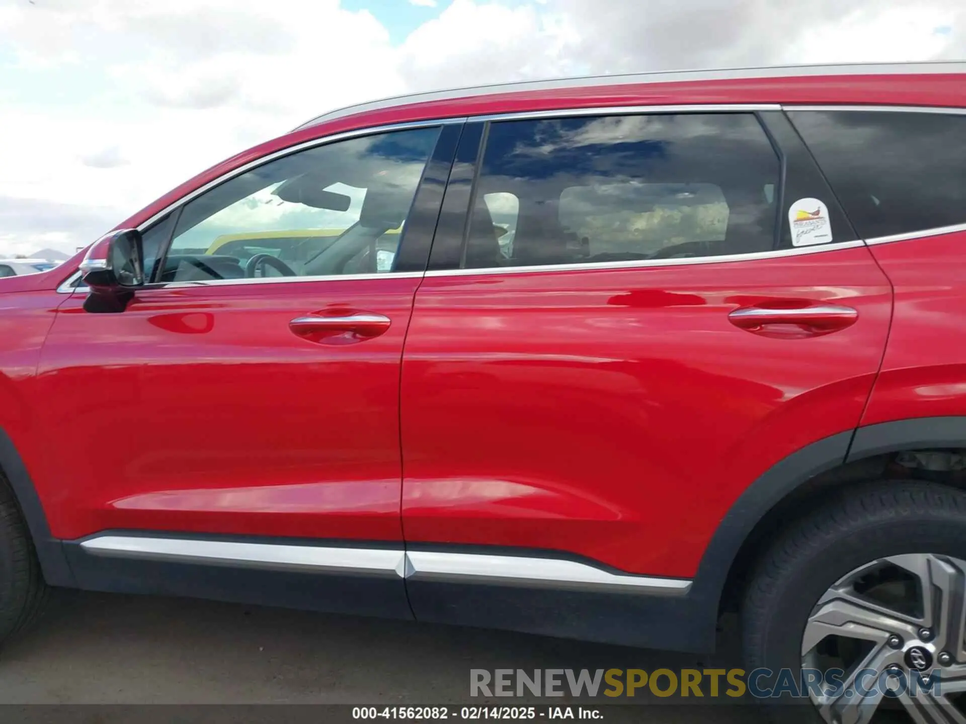14 Photograph of a damaged car 5NMS6DAJ1MH351933 HYUNDAI SANTA FE 2021