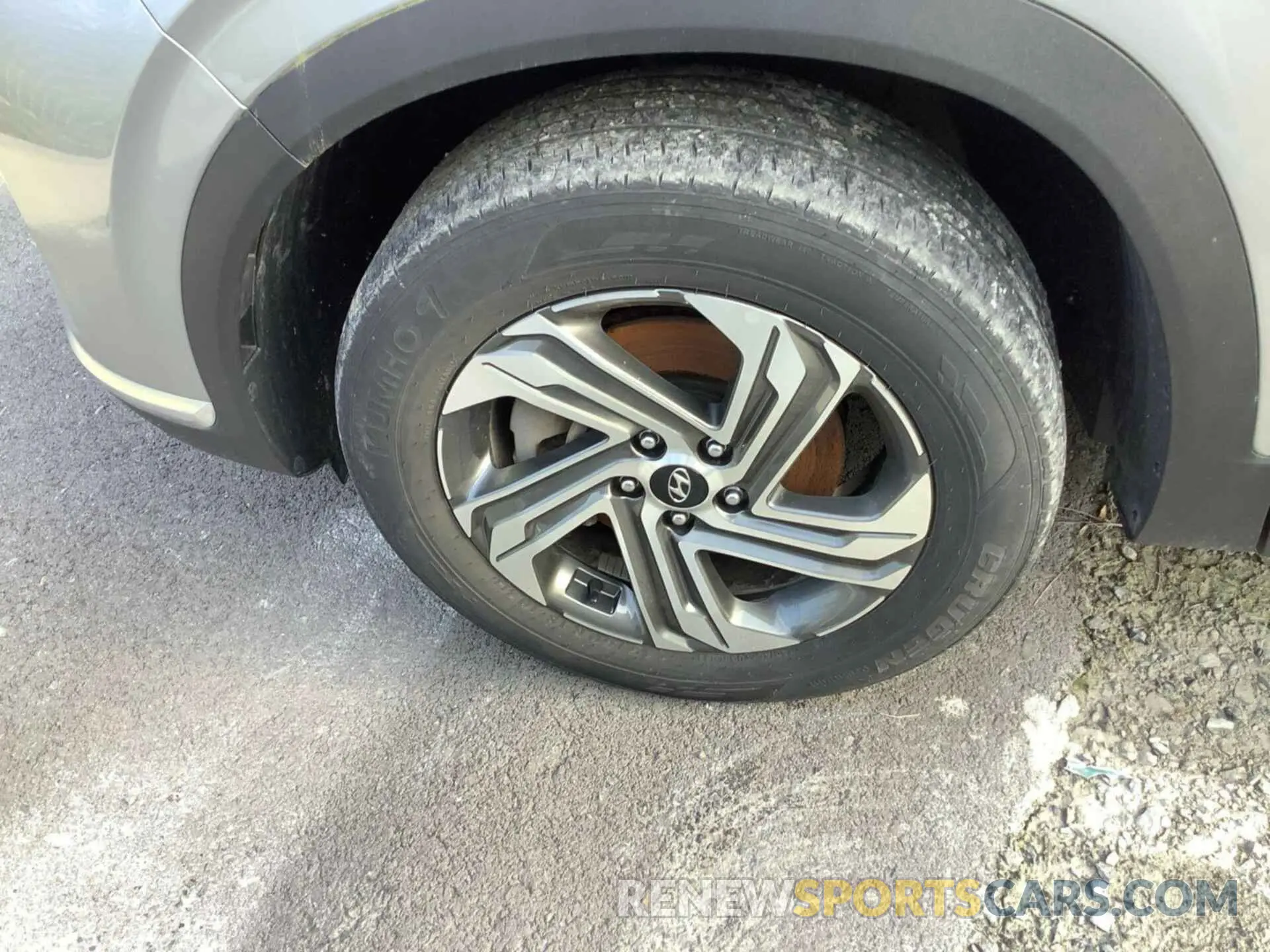 5 Photograph of a damaged car 5NMS6DAJ4MH357435 HYUNDAI SANTA FE 2021