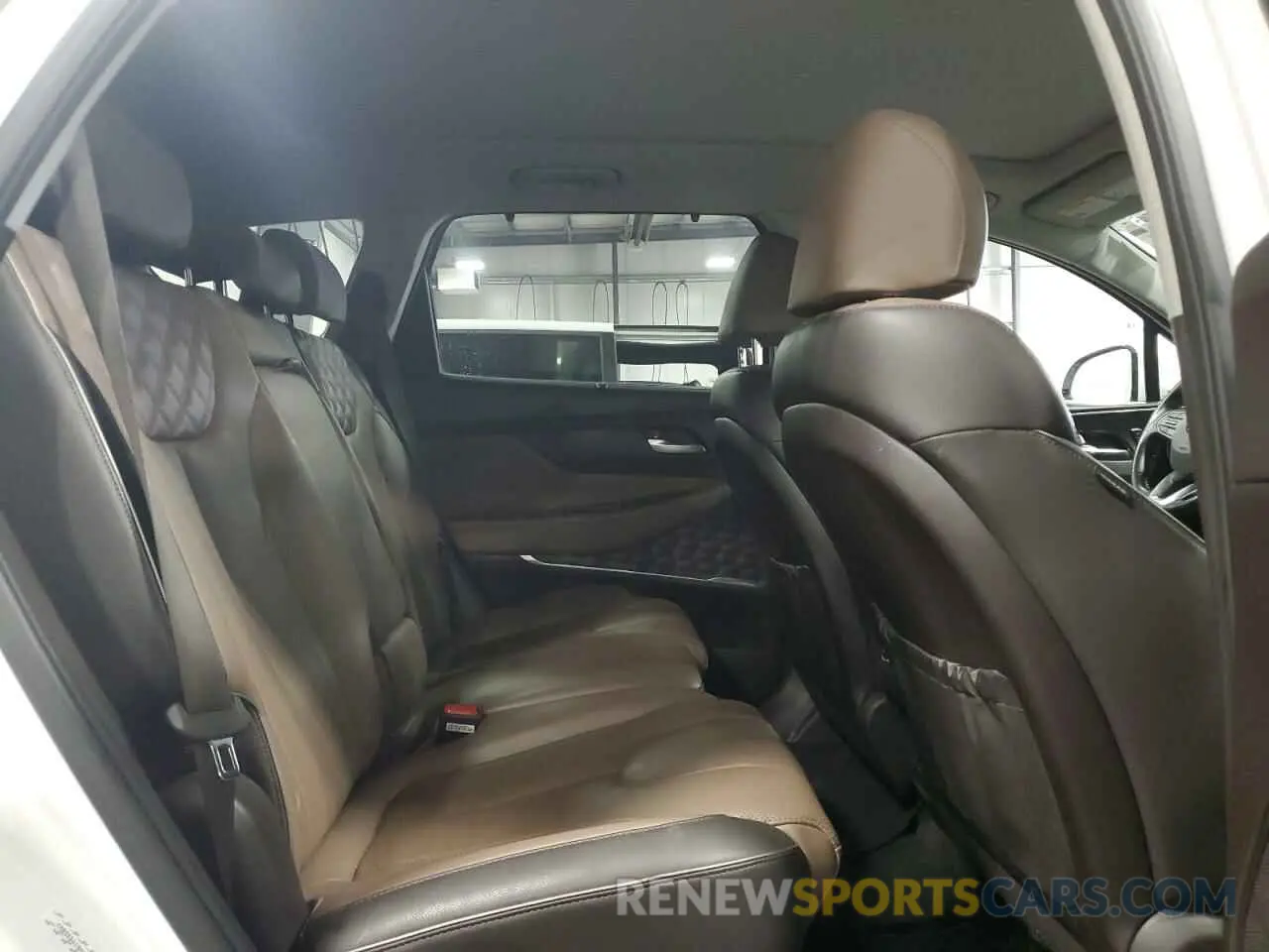 11 Photograph of a damaged car KM8S5DA19MU004843 HYUNDAI SANTA FE 2021