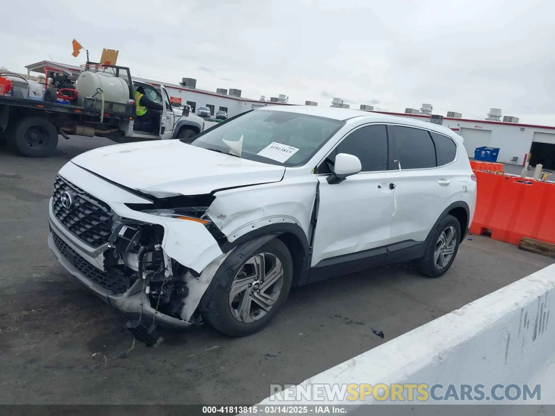 17 Photograph of a damaged car 5NMS14AJ6NH425735 HYUNDAI SANTA FE 2022
