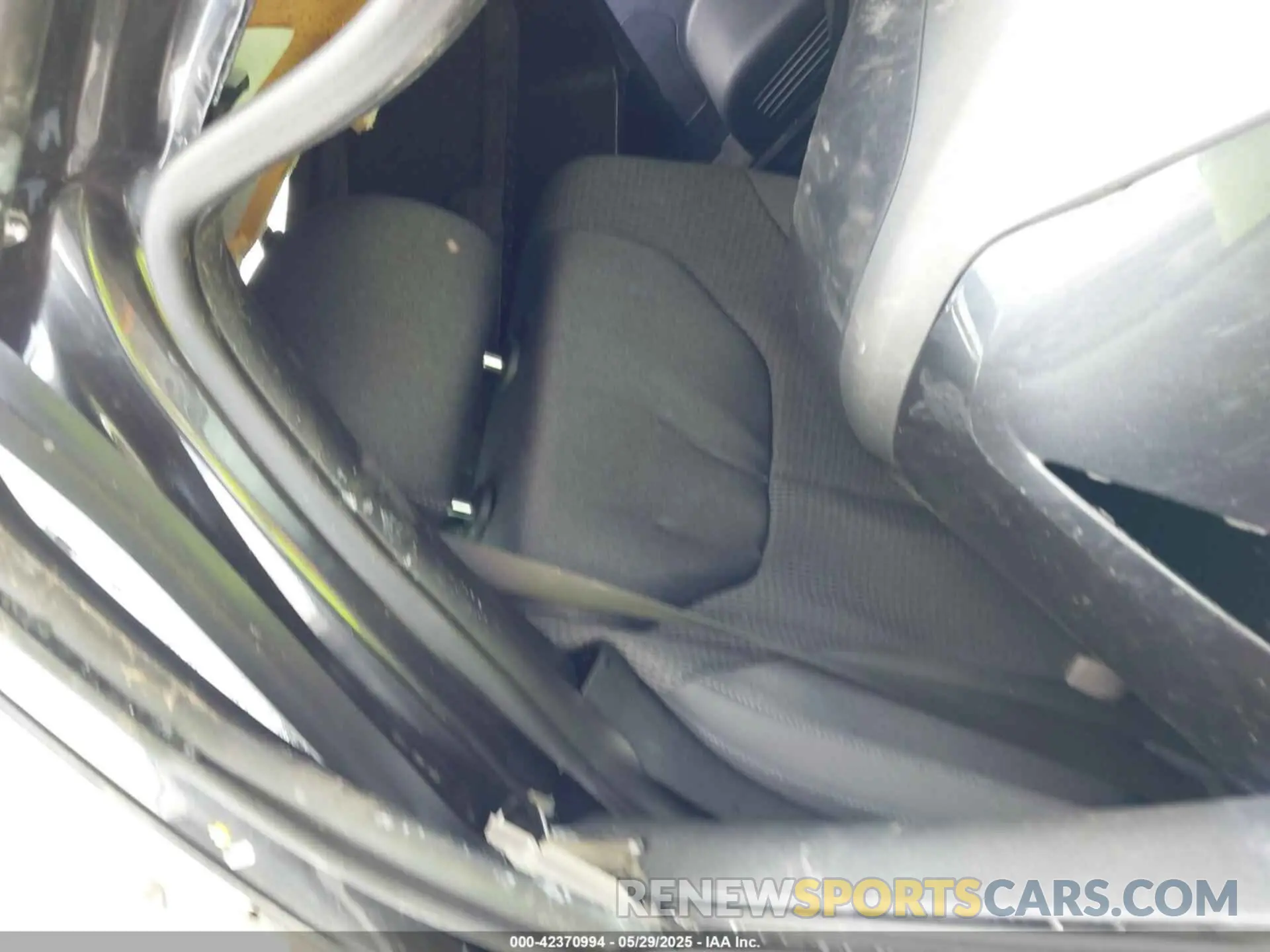 8 Photograph of a damaged car 5NMS14AJ9NH429794 HYUNDAI SANTA FE 2022