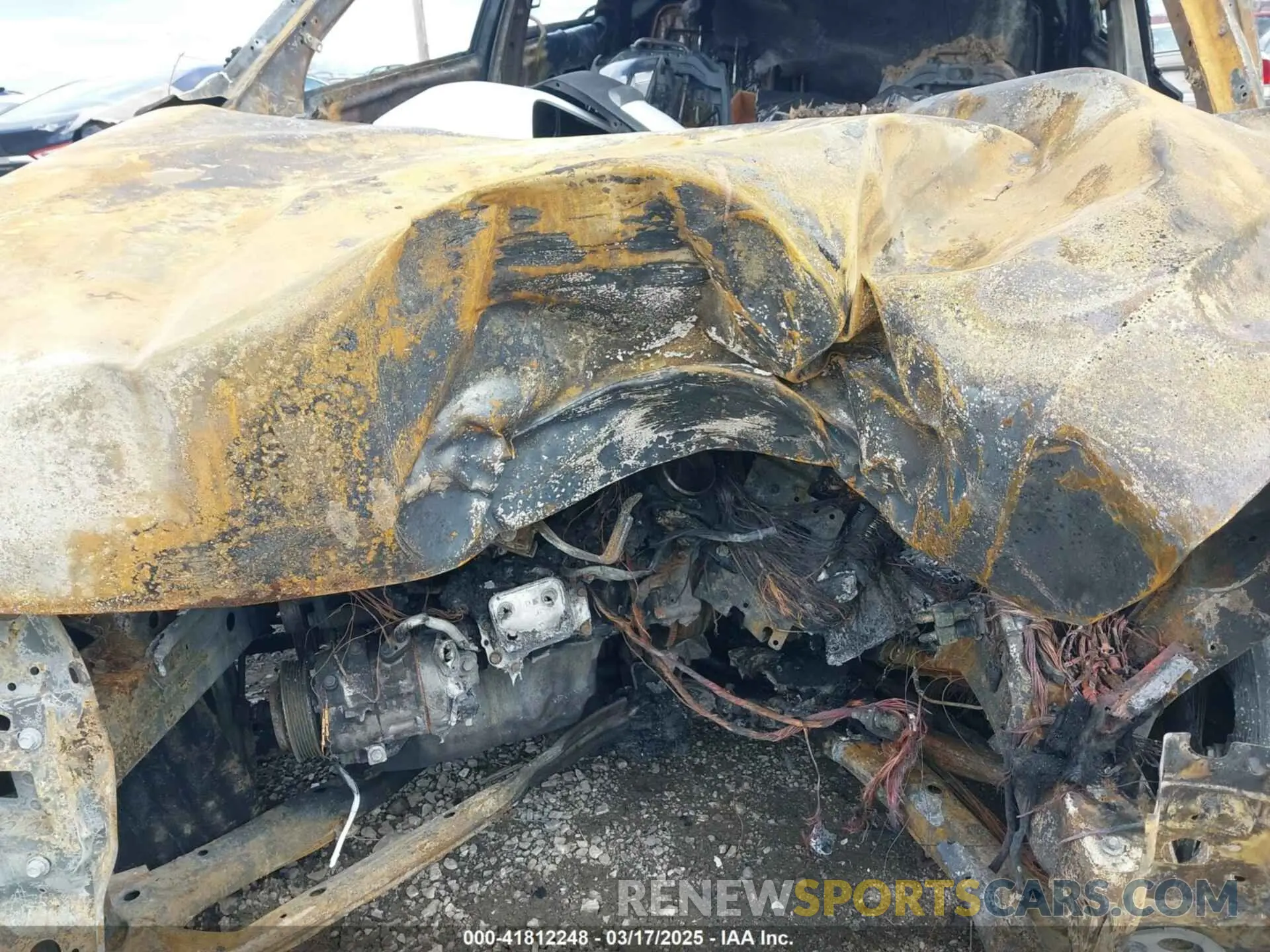 10 Photograph of a damaged car 5NMS1DAJ1NH417462 HYUNDAI SANTA FE 2022