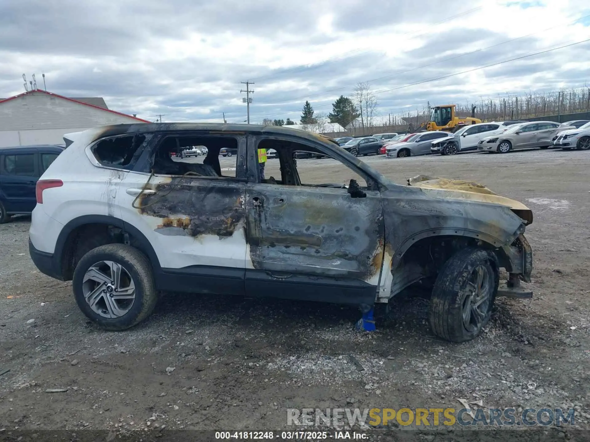 12 Photograph of a damaged car 5NMS1DAJ1NH417462 HYUNDAI SANTA FE 2022
