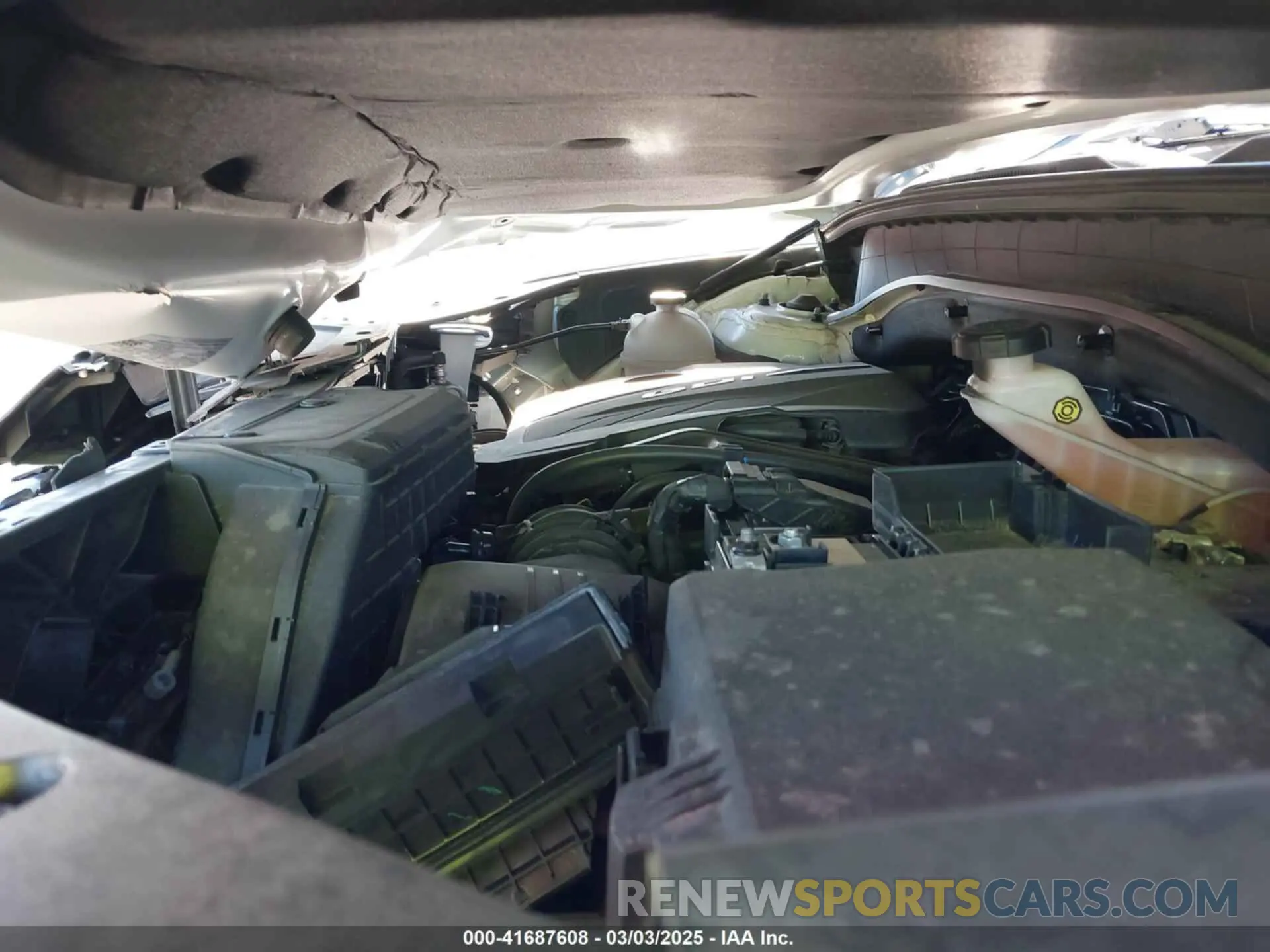 10 Photograph of a damaged car 5NMS1DAJ1NH436920 HYUNDAI SANTA FE 2022