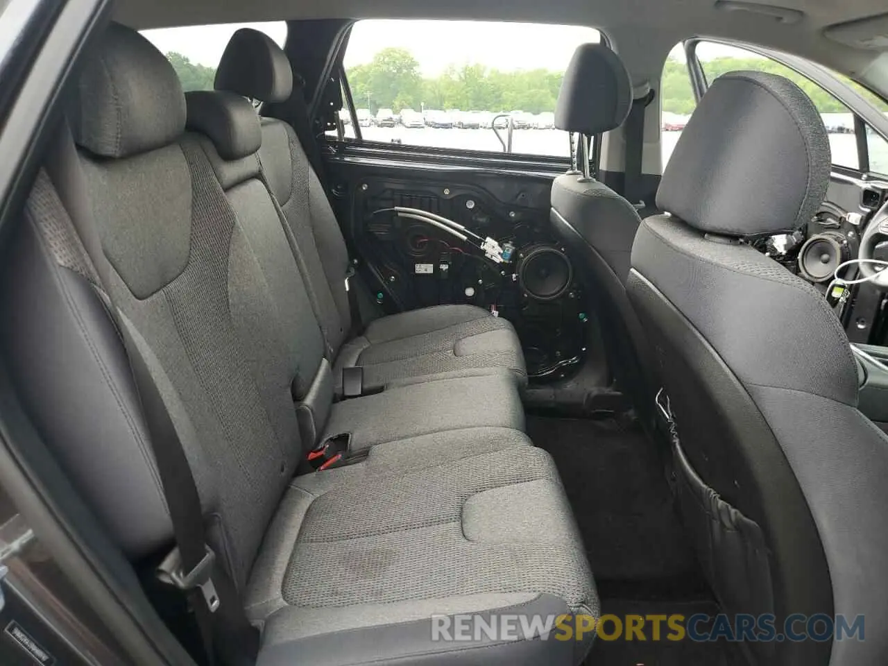 11 Photograph of a damaged car 5NMS24AJ3NH409747 HYUNDAI SANTA FE 2022