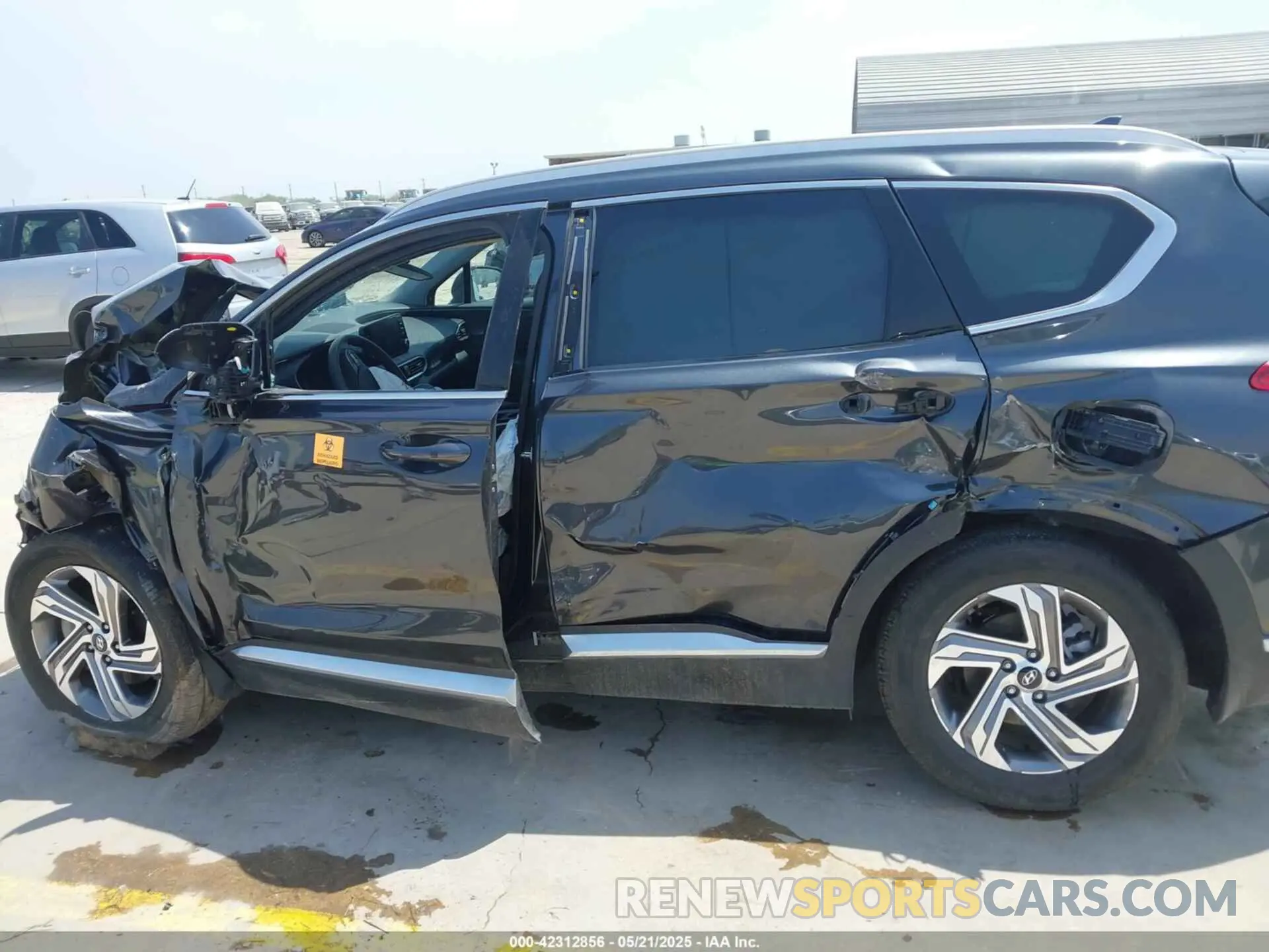 13 Photograph of a damaged car 5NMS24AJ3NH482116 HYUNDAI SANTA FE 2022