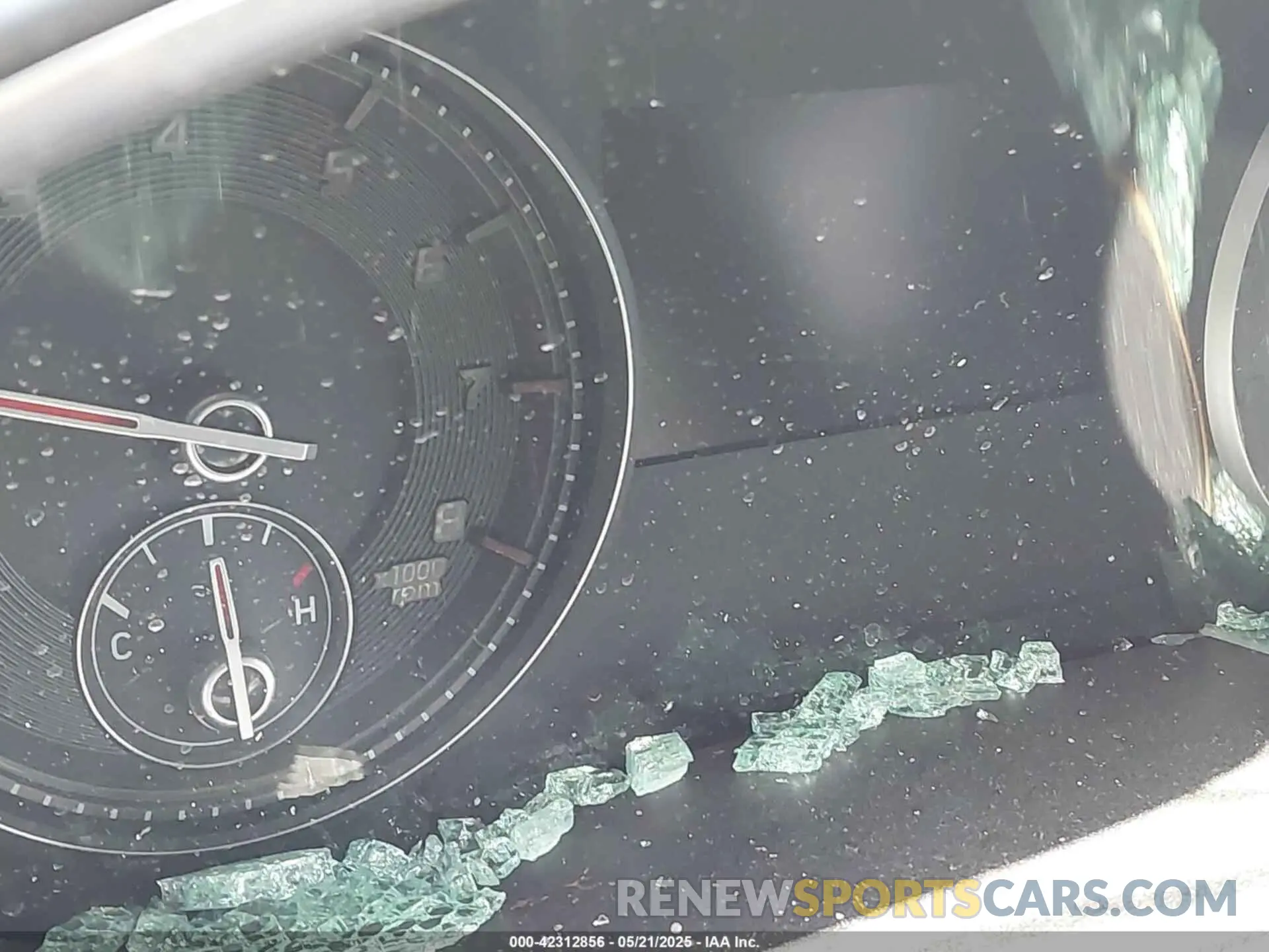 14 Photograph of a damaged car 5NMS24AJ3NH482116 HYUNDAI SANTA FE 2022