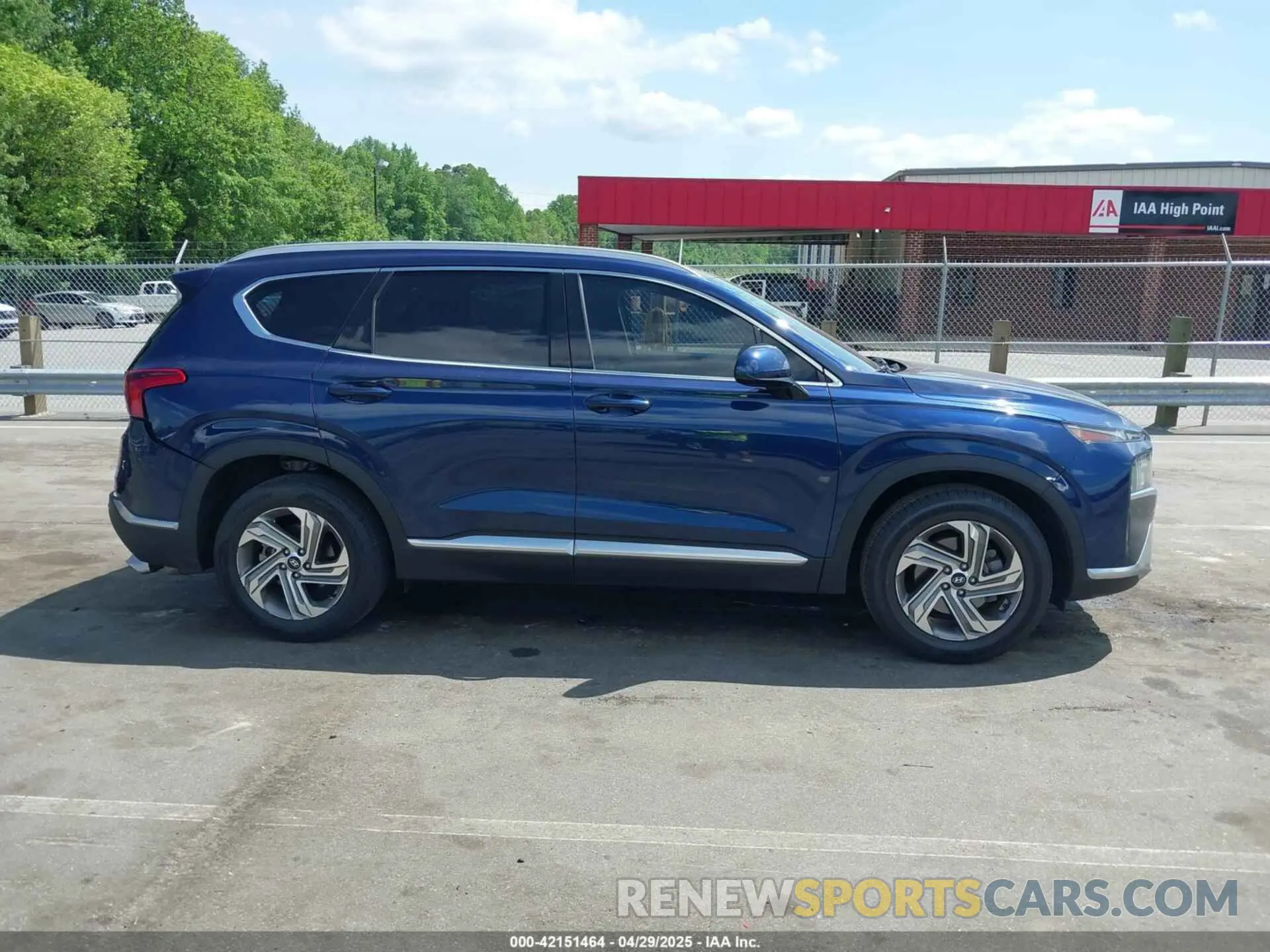13 Photograph of a damaged car 5NMS24AJ5NH410687 HYUNDAI SANTA FE 2022